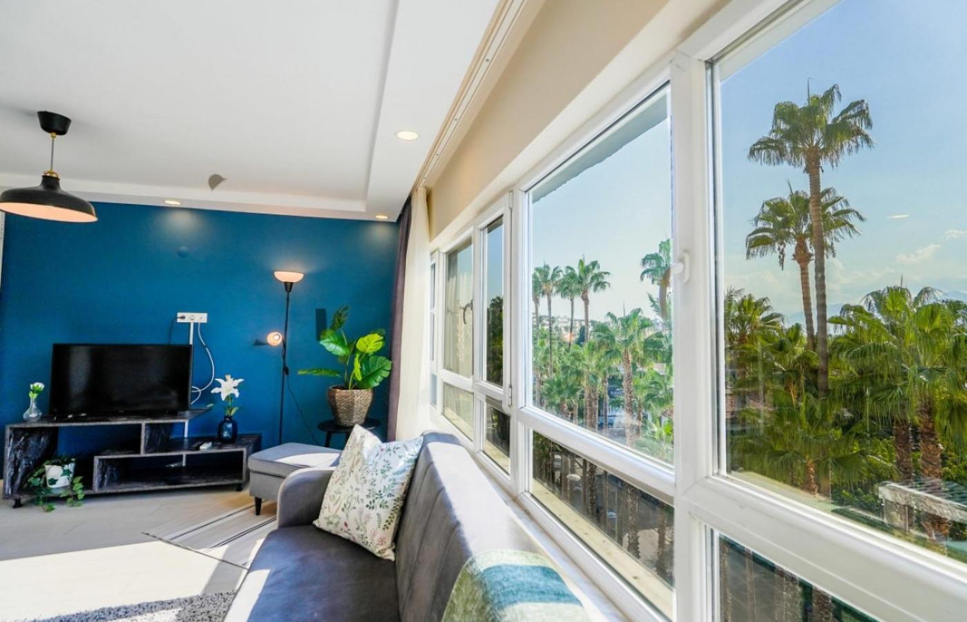 Stylish Flat Near Hadrians Gate * Antalya