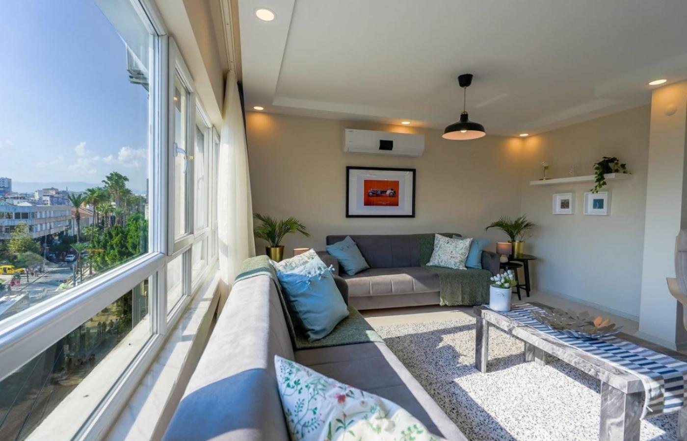 Stylish Flat Near Hadrians Gate Apartment