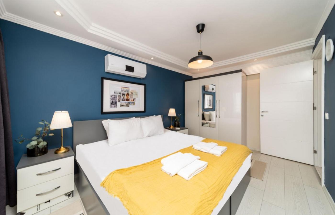 Exquisite Flat With Sea View Near Hadrian Gate * Antalya