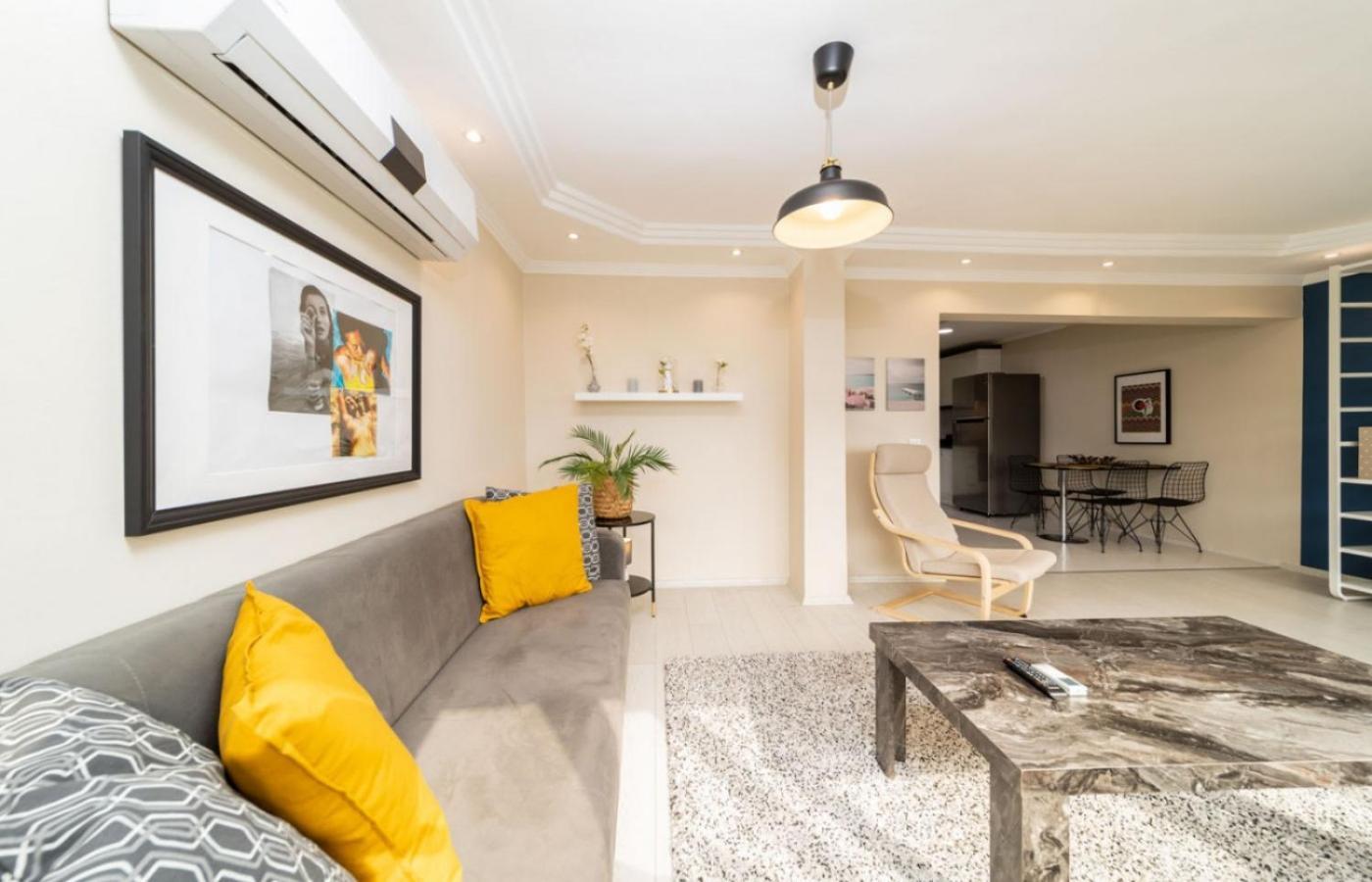 Apartment Exquisite Flat With Sea View Near Hadrian Gate Antalya