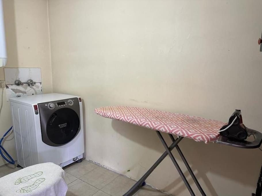 8 Kisilik Konforlu Ve Ferah Bir Villa