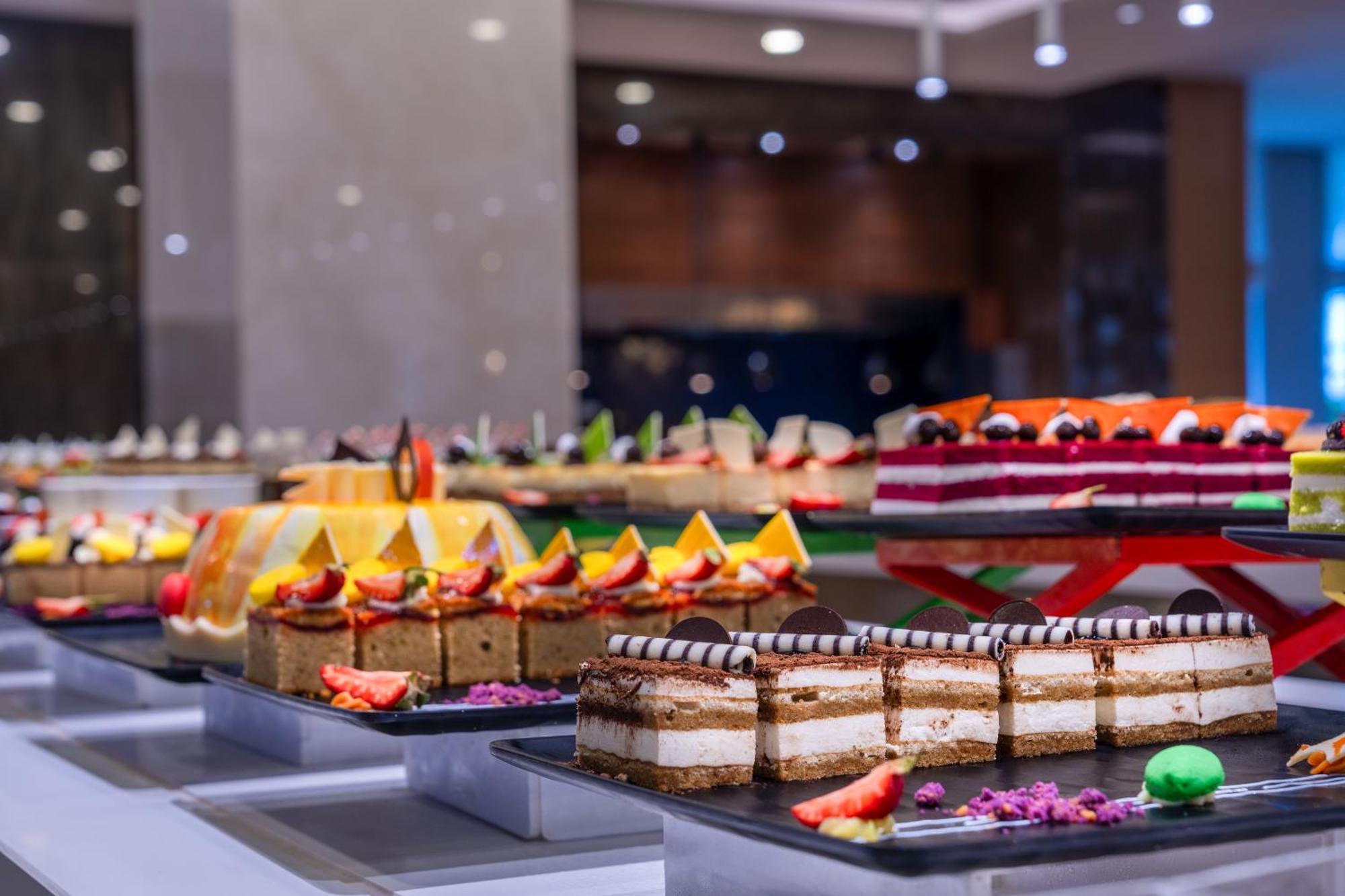 Hotel Trendy Lara 5*
