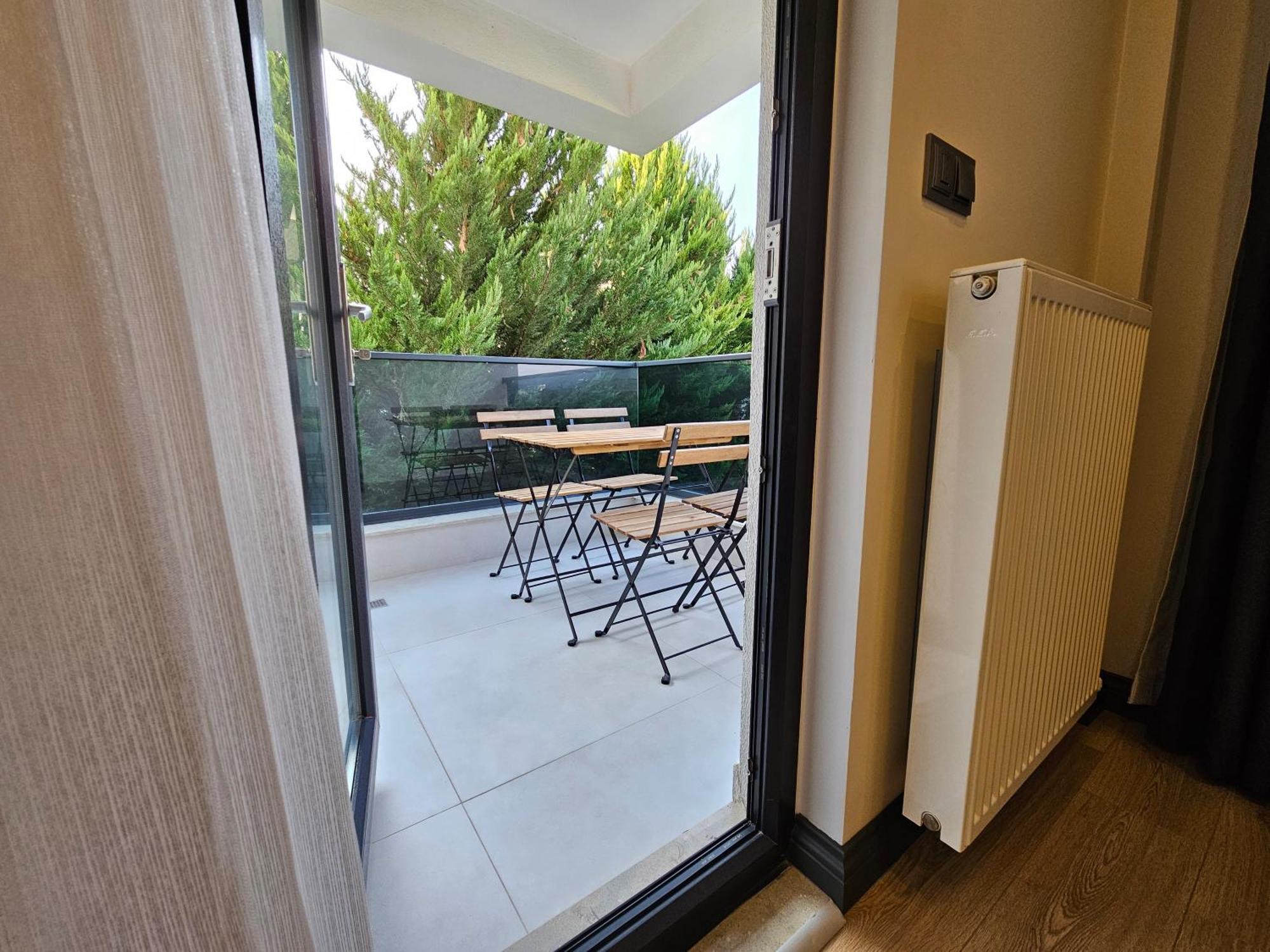Daire New Flat With Big Living Spaces 2-5 Near By Lara *