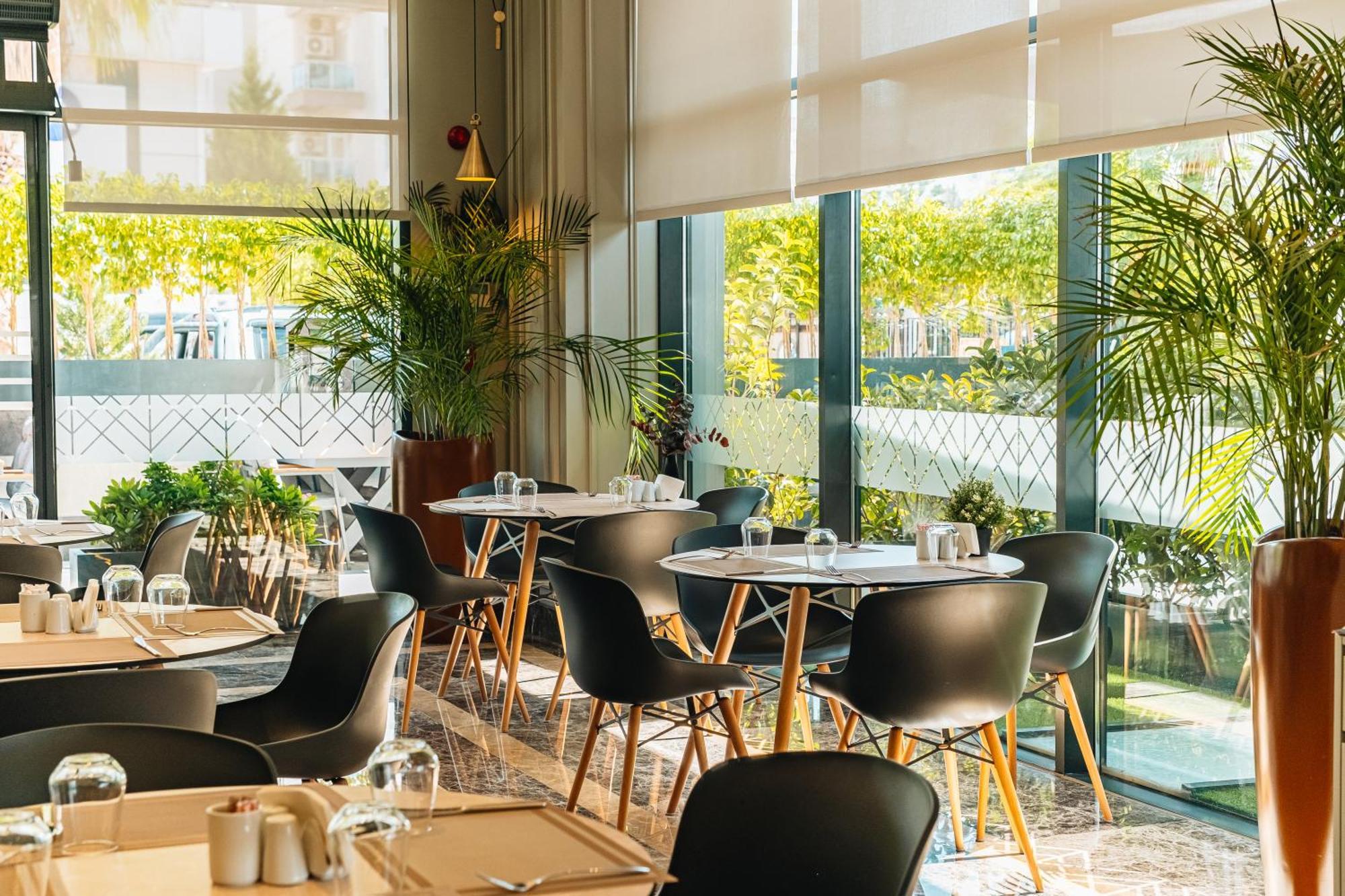 Four Points Flex By Sheraton Lara Hotel Antalya