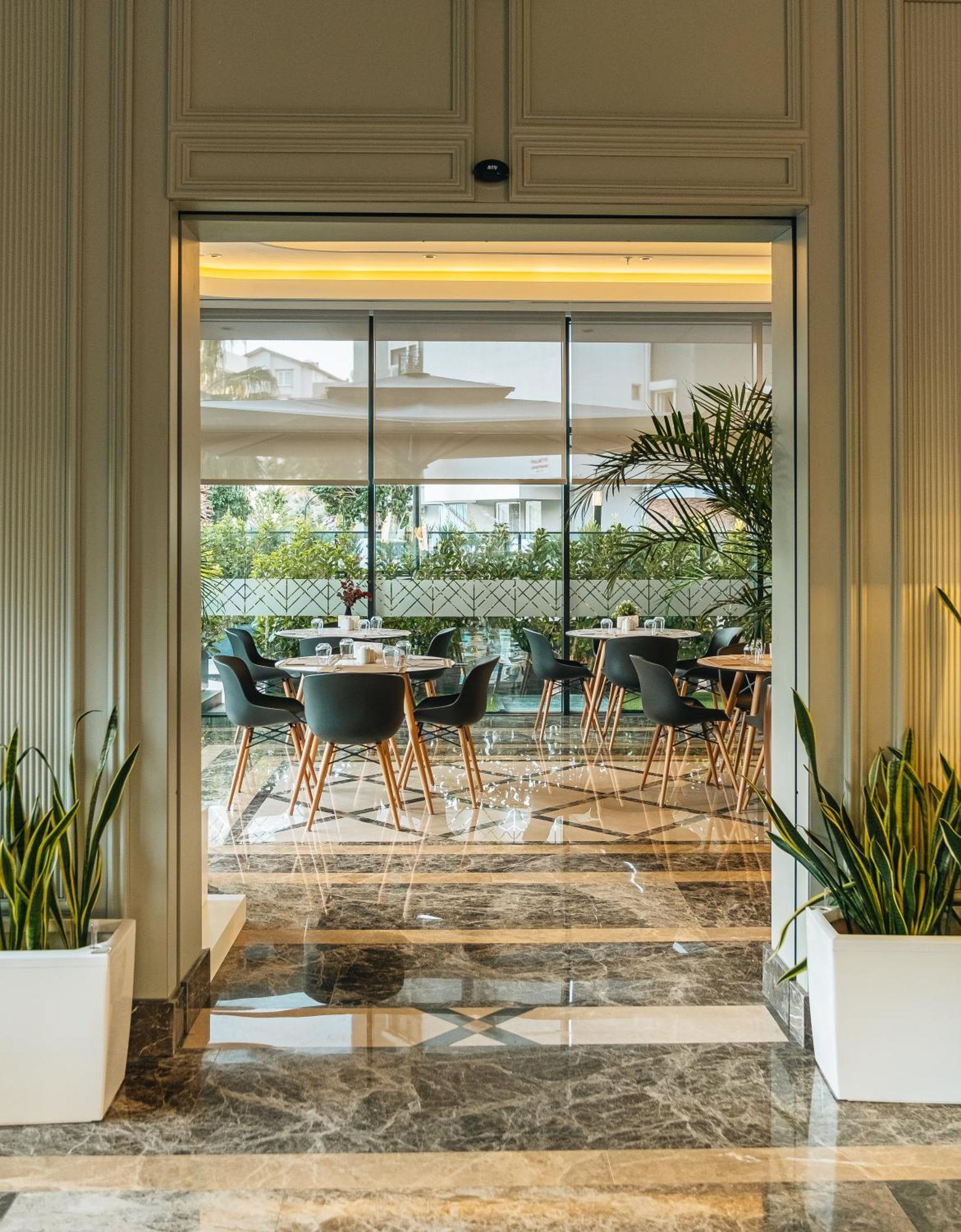 Four Points Flex By Sheraton Lara Hotel 4*