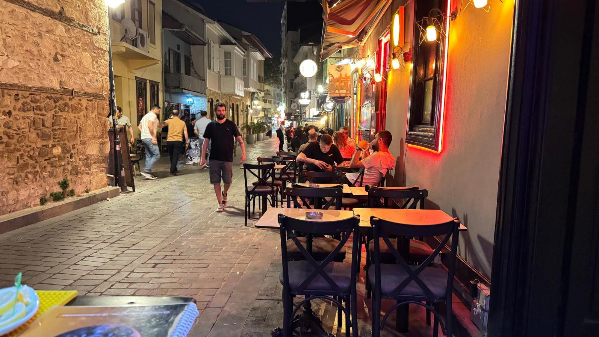 Callisto Pub & Kitchen & Hotel Antalya
