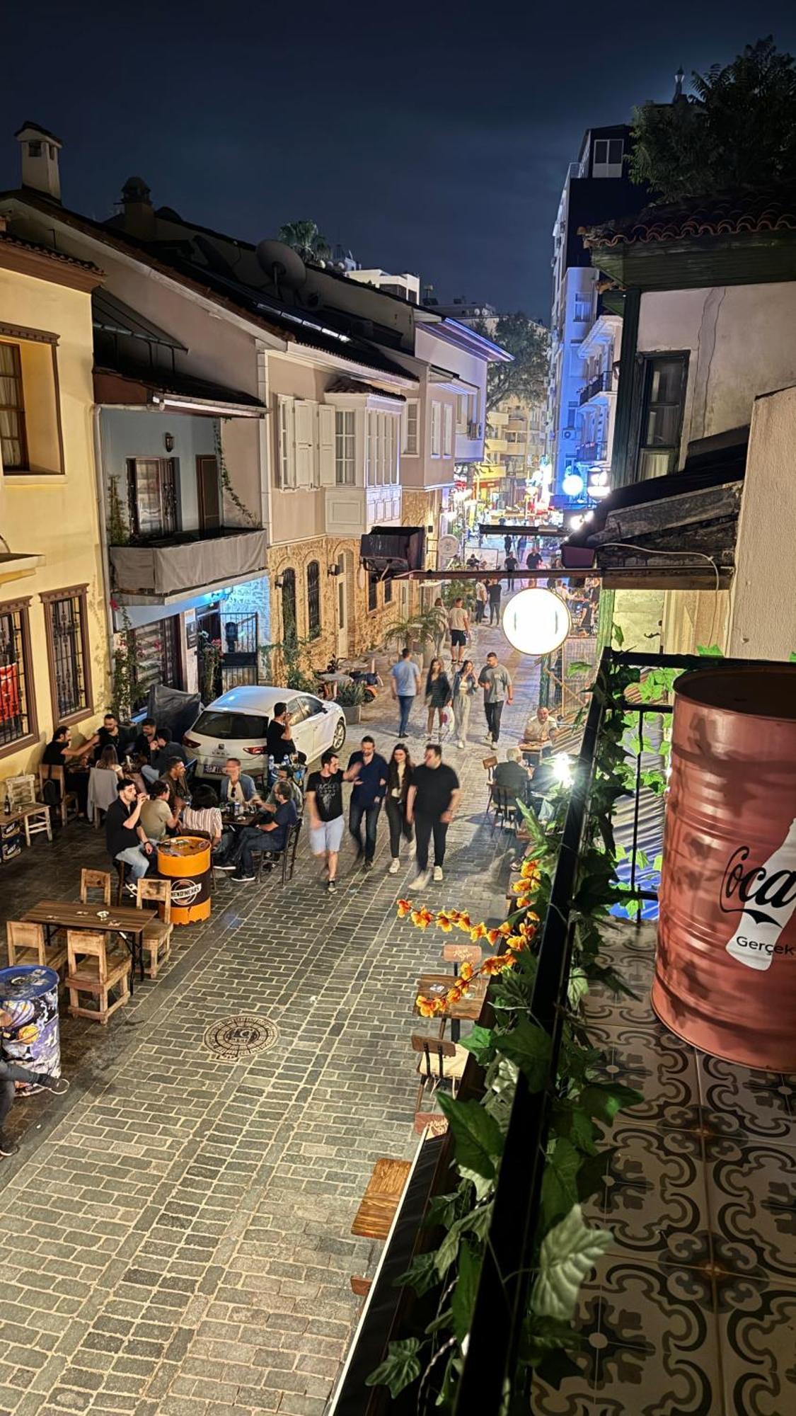 Callisto Pub & Kitchen & Hotel Antalya