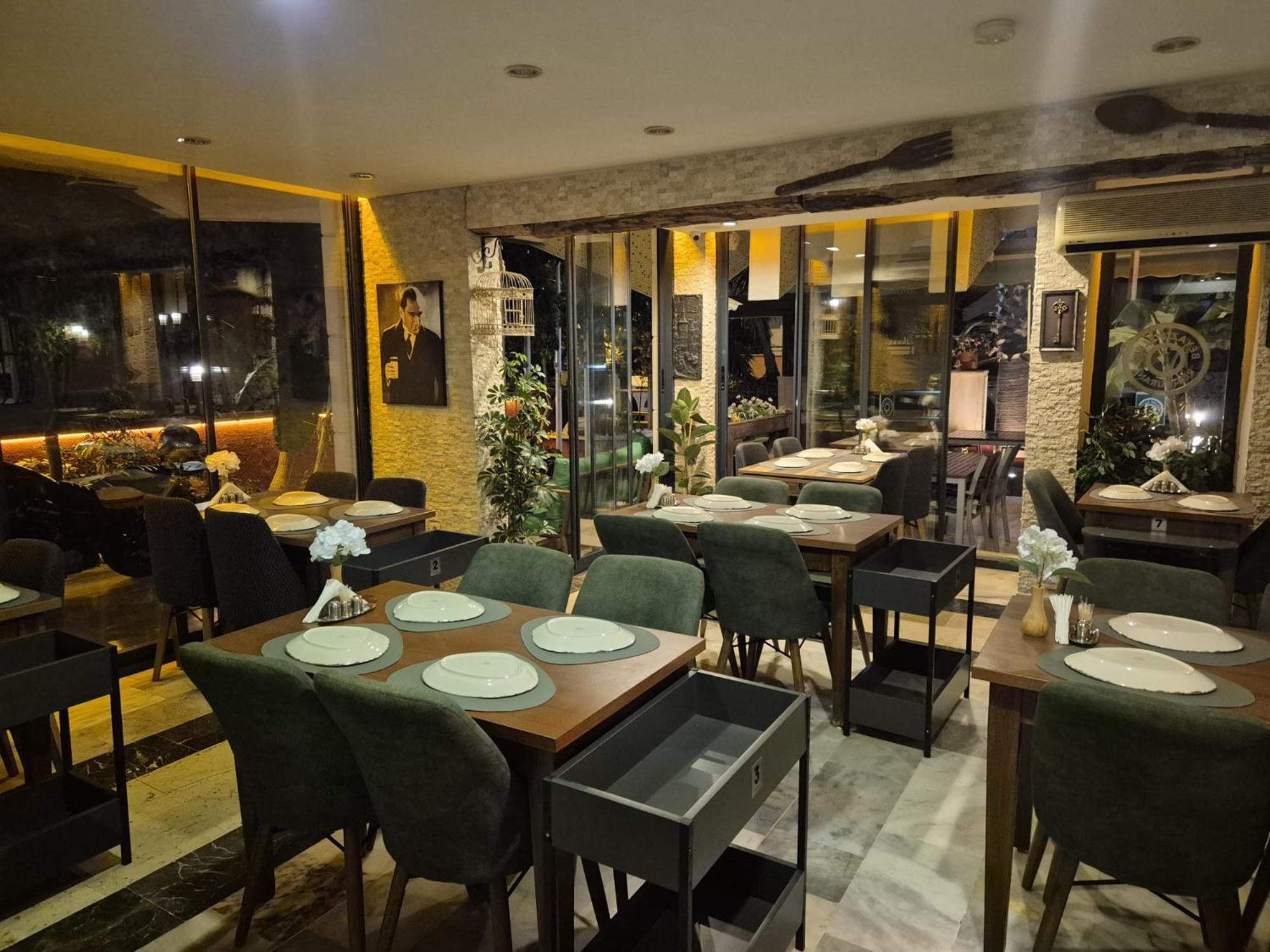 Beyaz Melek Otel 3*