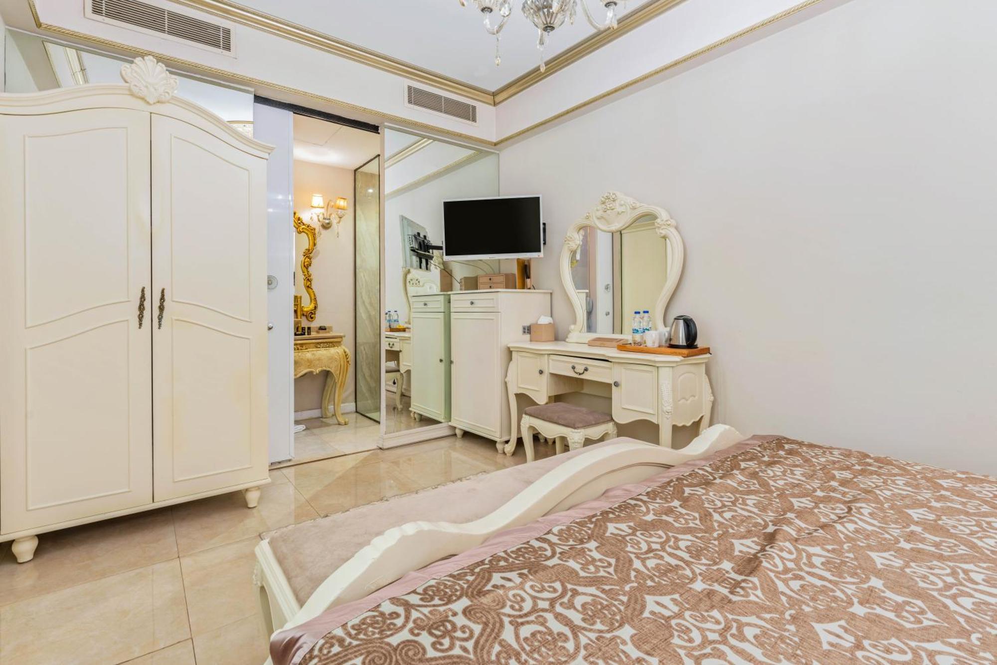 Elegance East Hotel Antalya