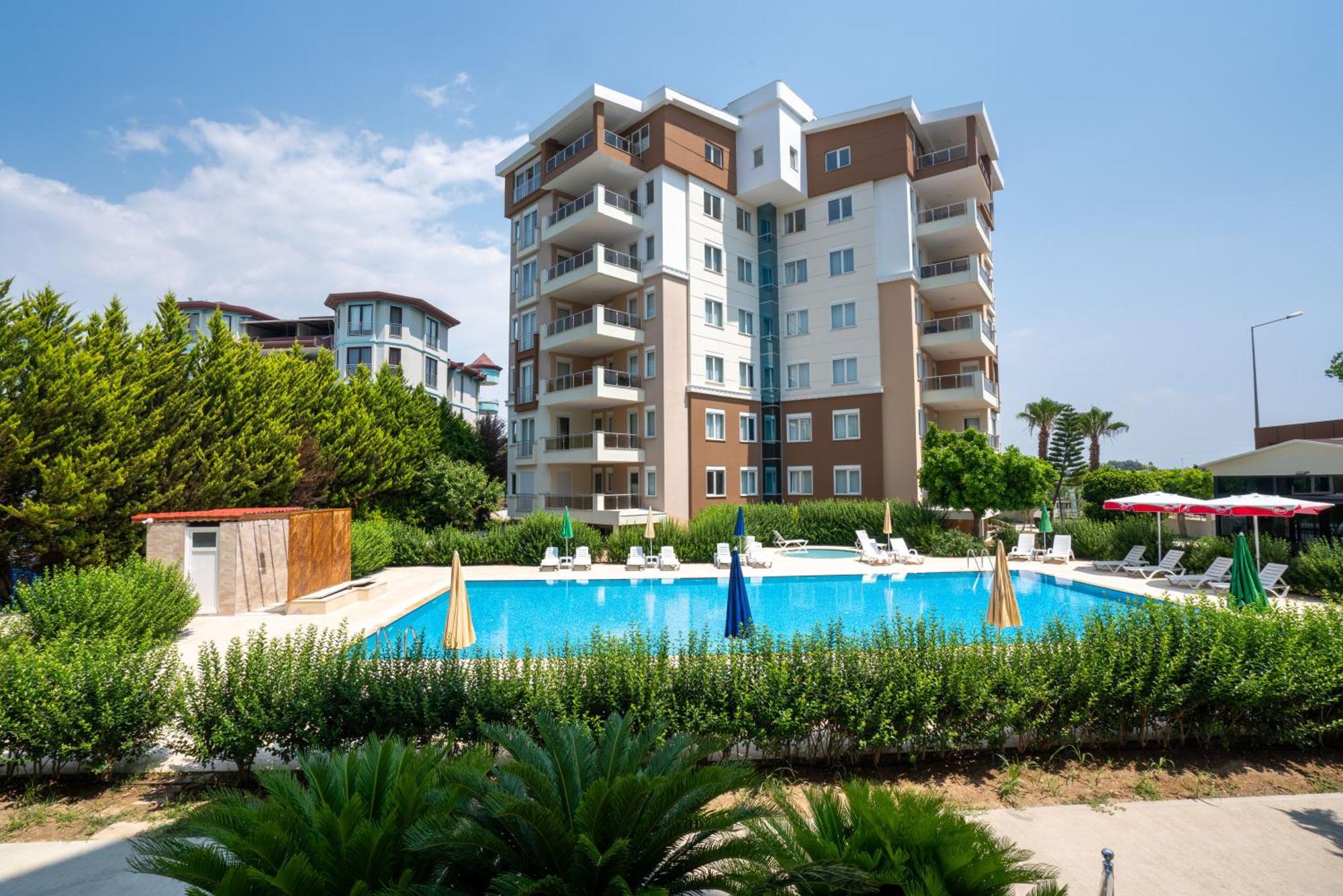 Aparthotel River Park Lara *
