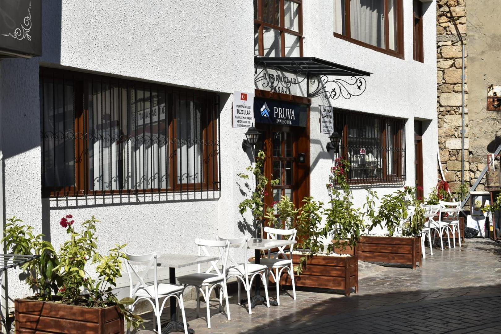 Pruva Bed & Breakfast *