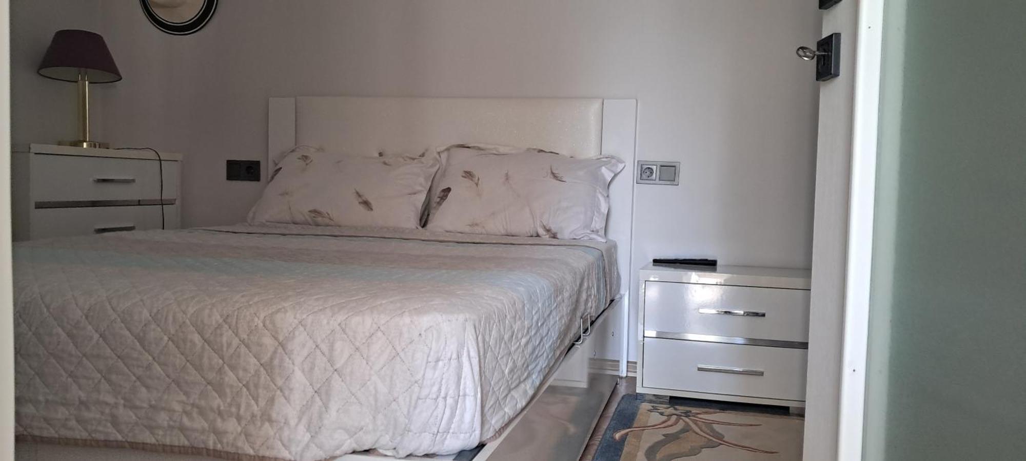 Eligible Furnished Flat 50 Meters To The Apartment Antalya