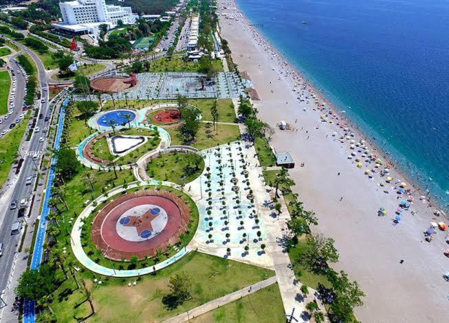 Eligible Furnished Flat 50 Meters To The * Antalya