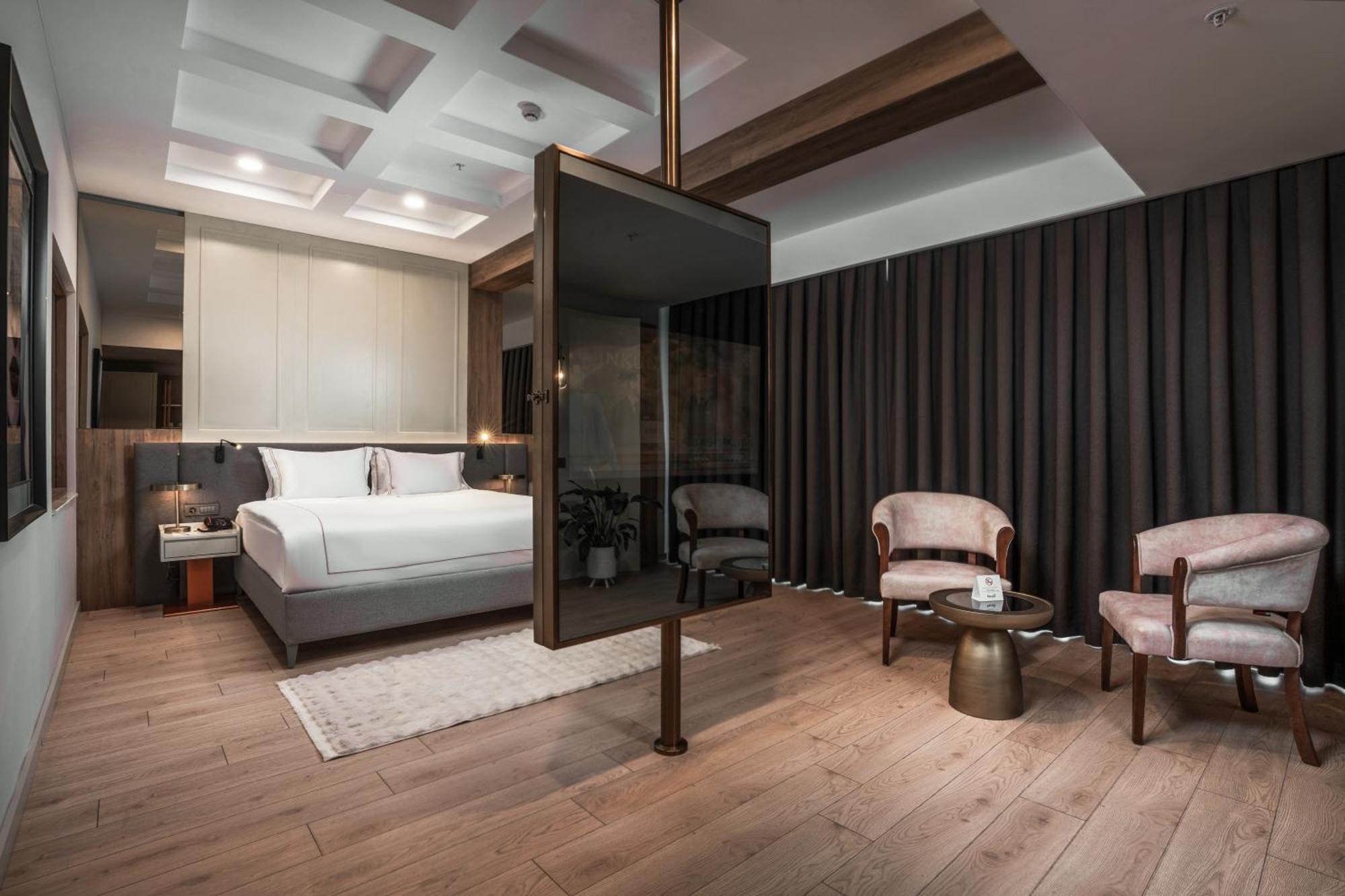 Otel Renex 5*