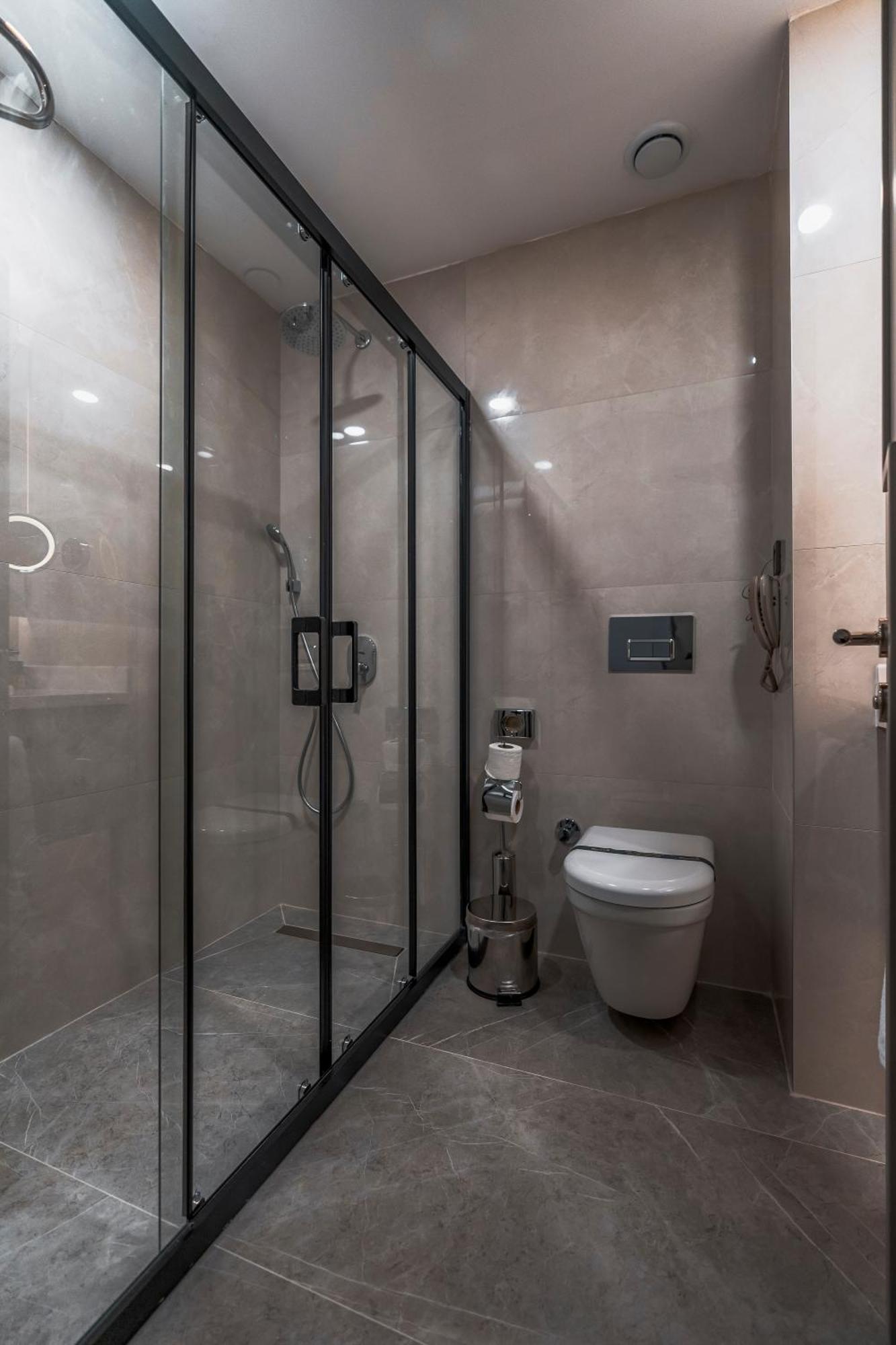 Otel Renex 5*