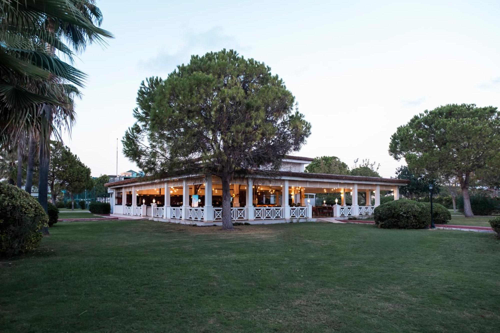 Otel Ducale Lara 5*