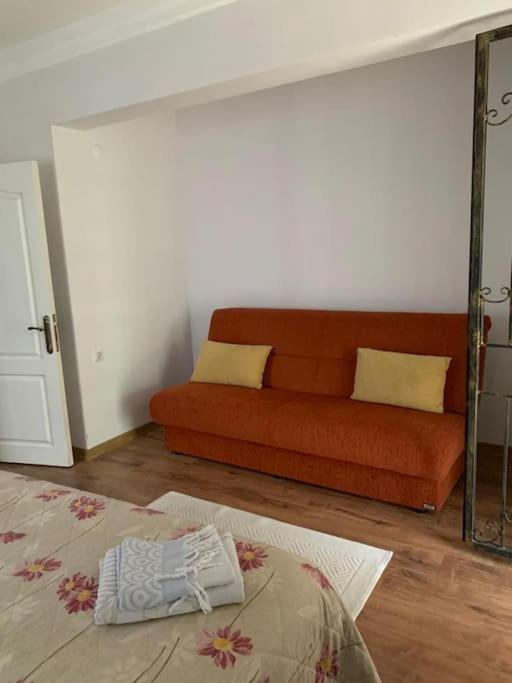 Our Happy Place, 200m To The Sea Apartment