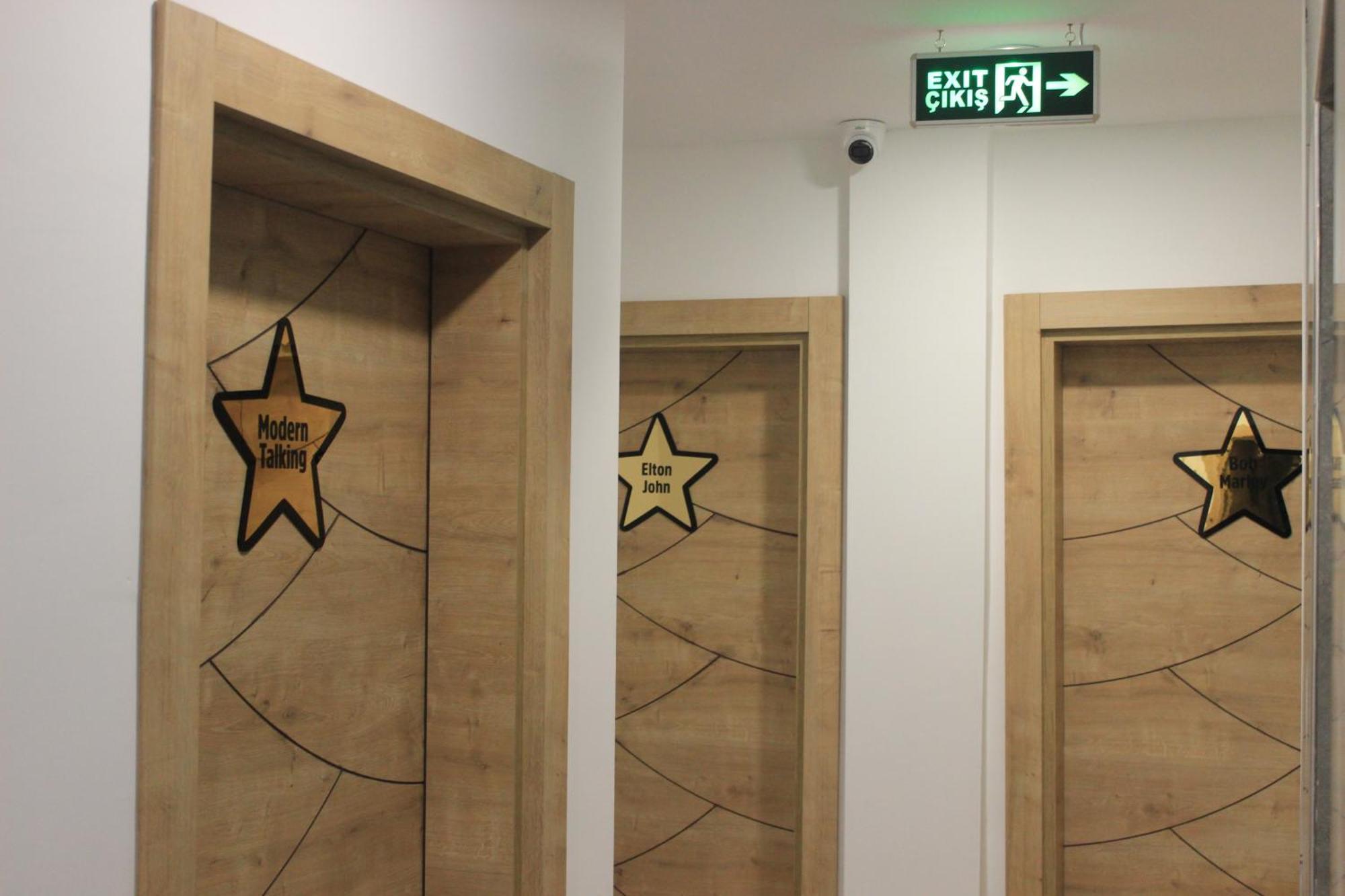 Aparthotel Retro Star