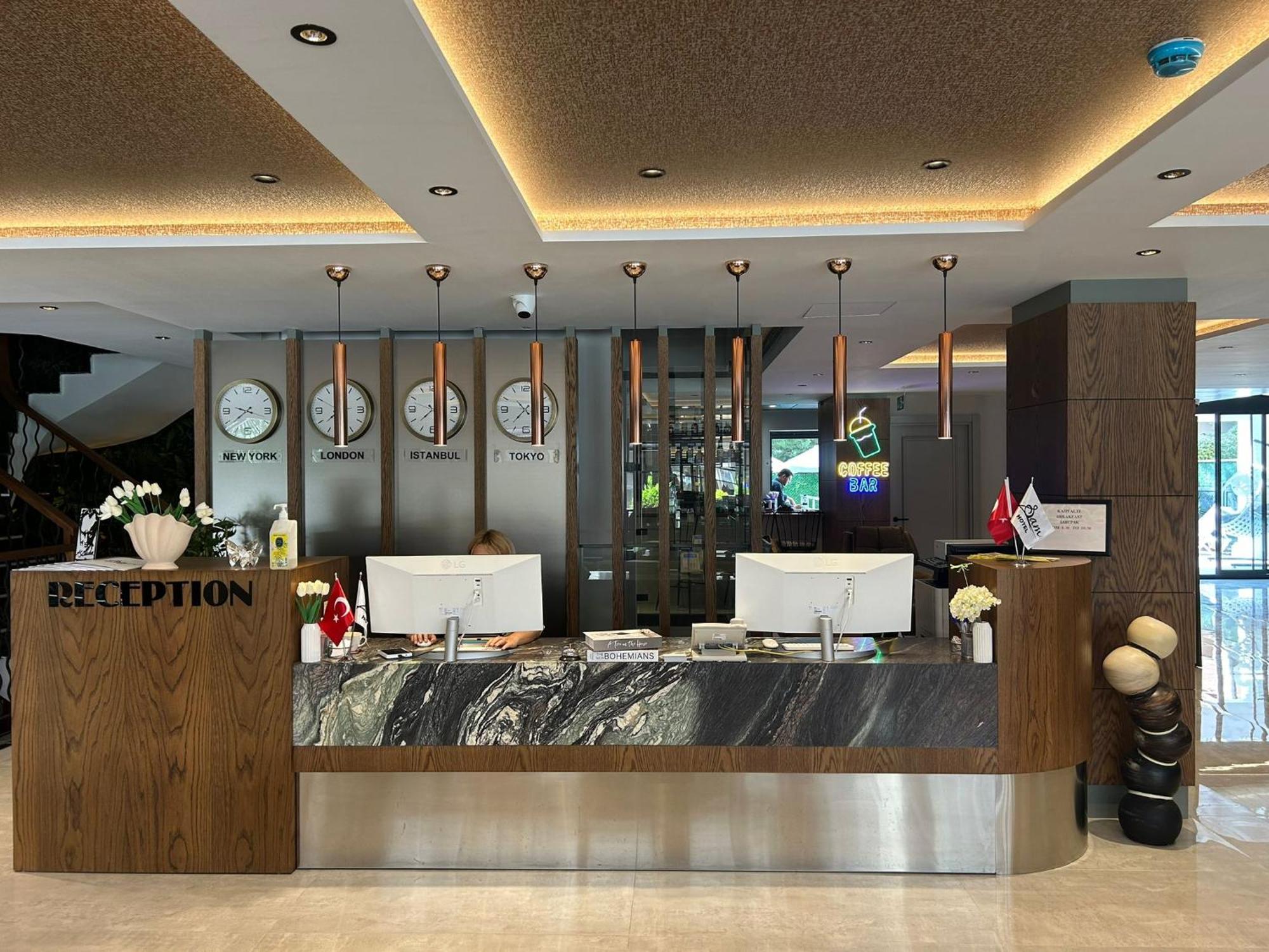 Sam Hotel