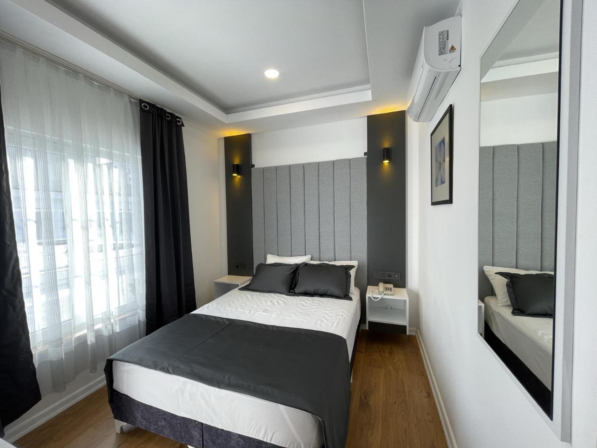 Oda ve Kahvaltı Mi Boutique