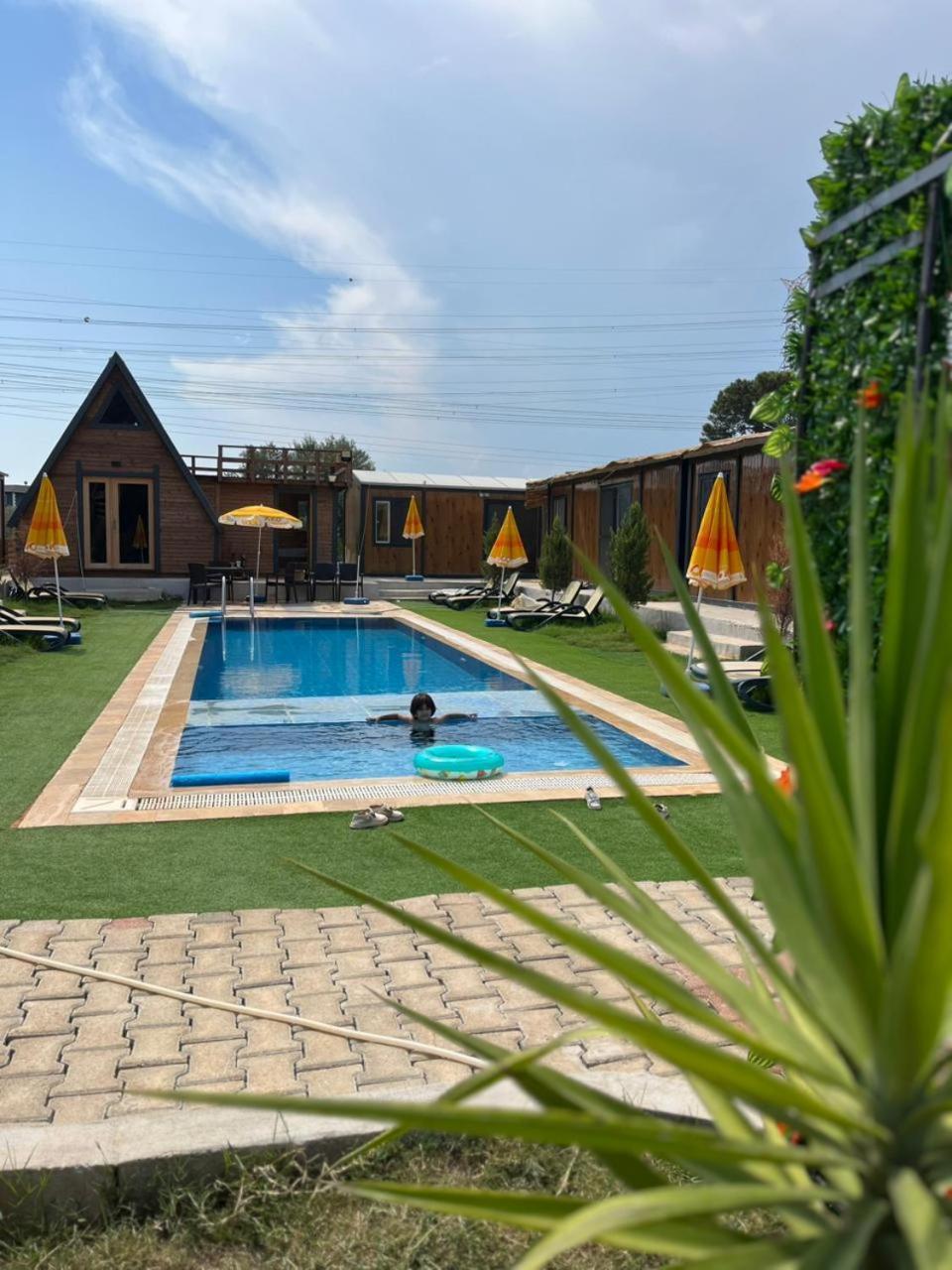 La Bella Bungalow Bed & Breakfast