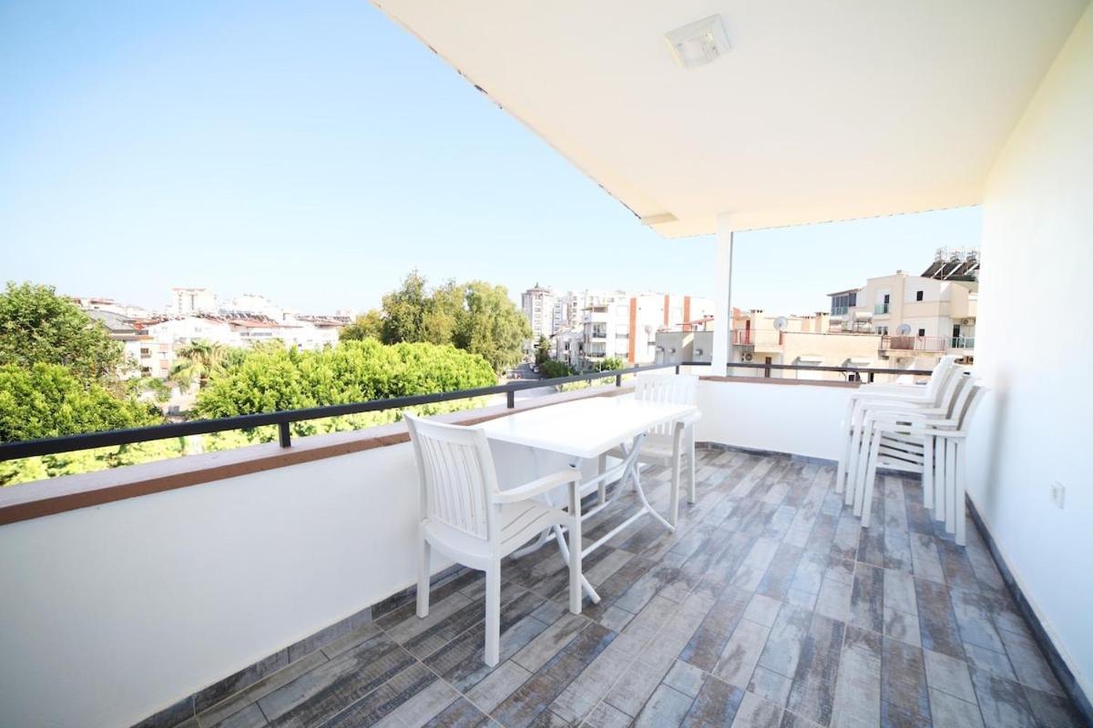 Apartment Our In Konyaaltin Antalya