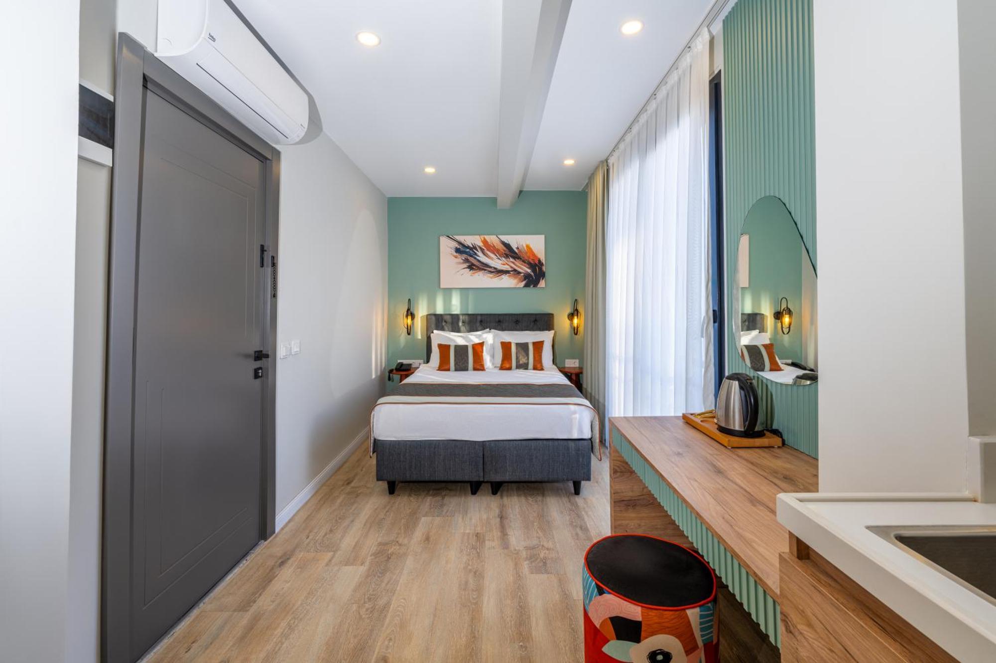 Echinus Lara Hotel *