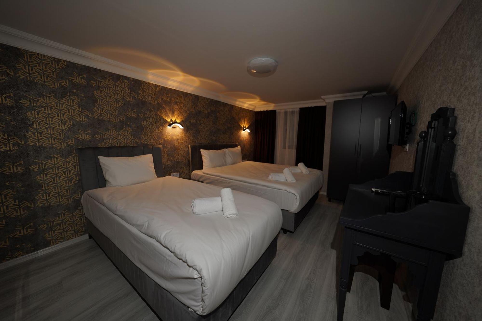 Hotel Palmera House