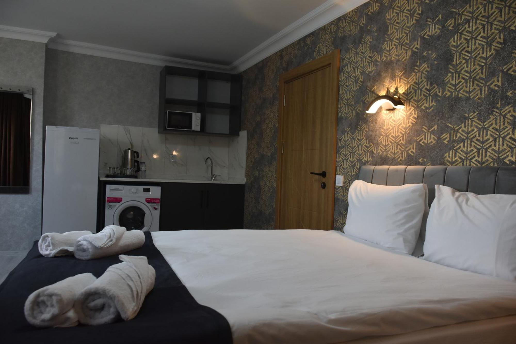 Hotel Palmera House