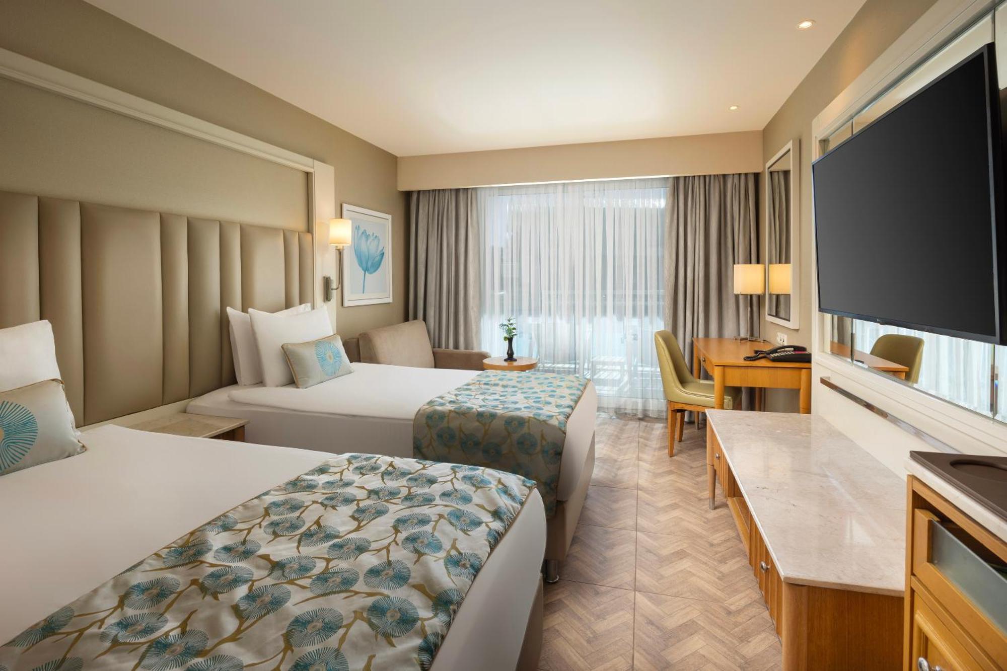 Resort Titanic Lara Antalya