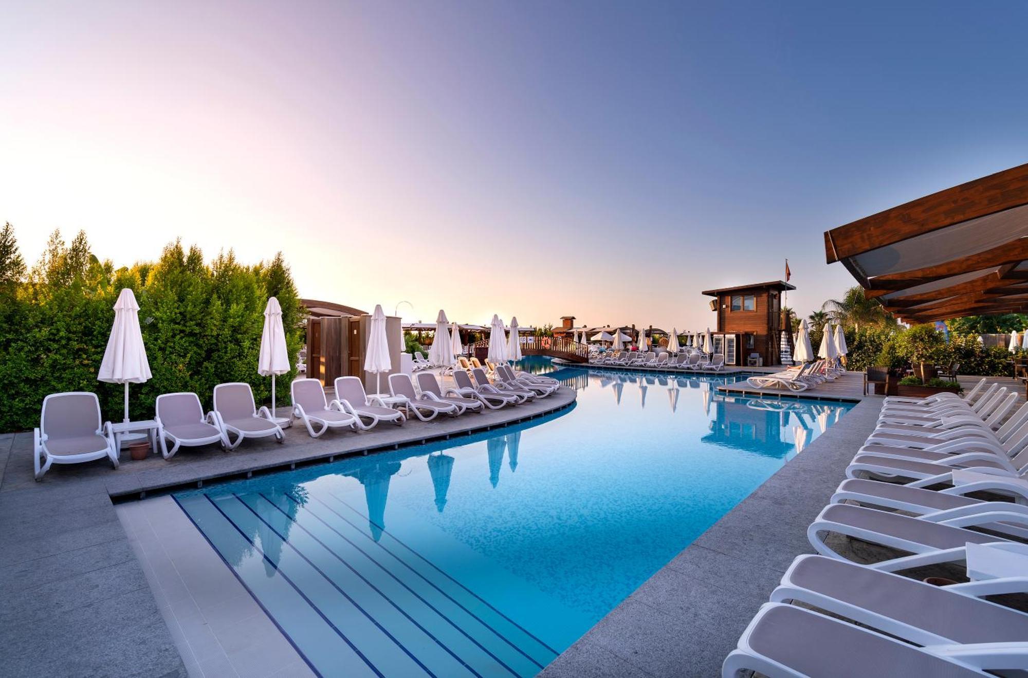 Hotel Adalya Elite Lara