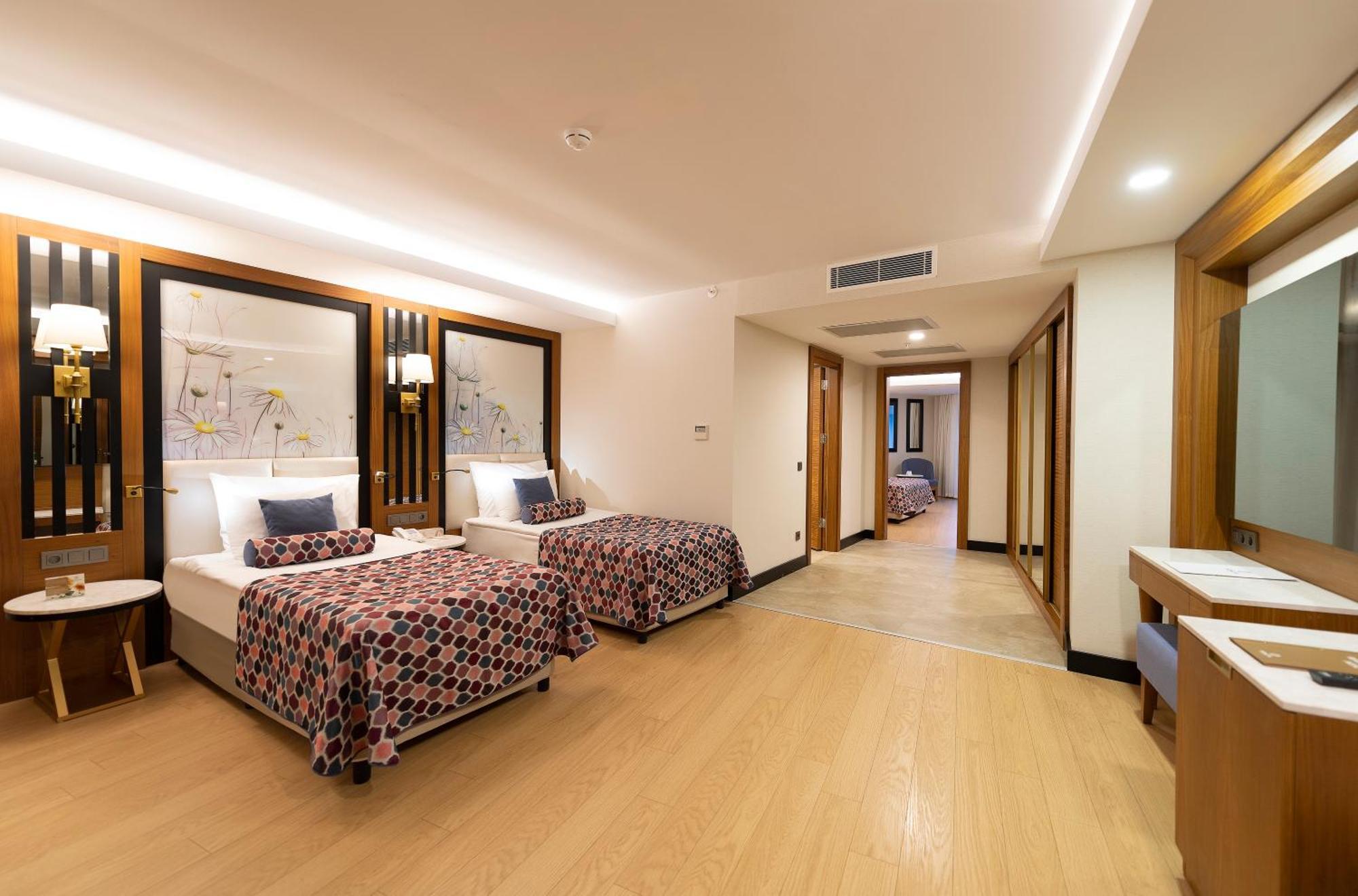 Hotel Adalya Elite Lara