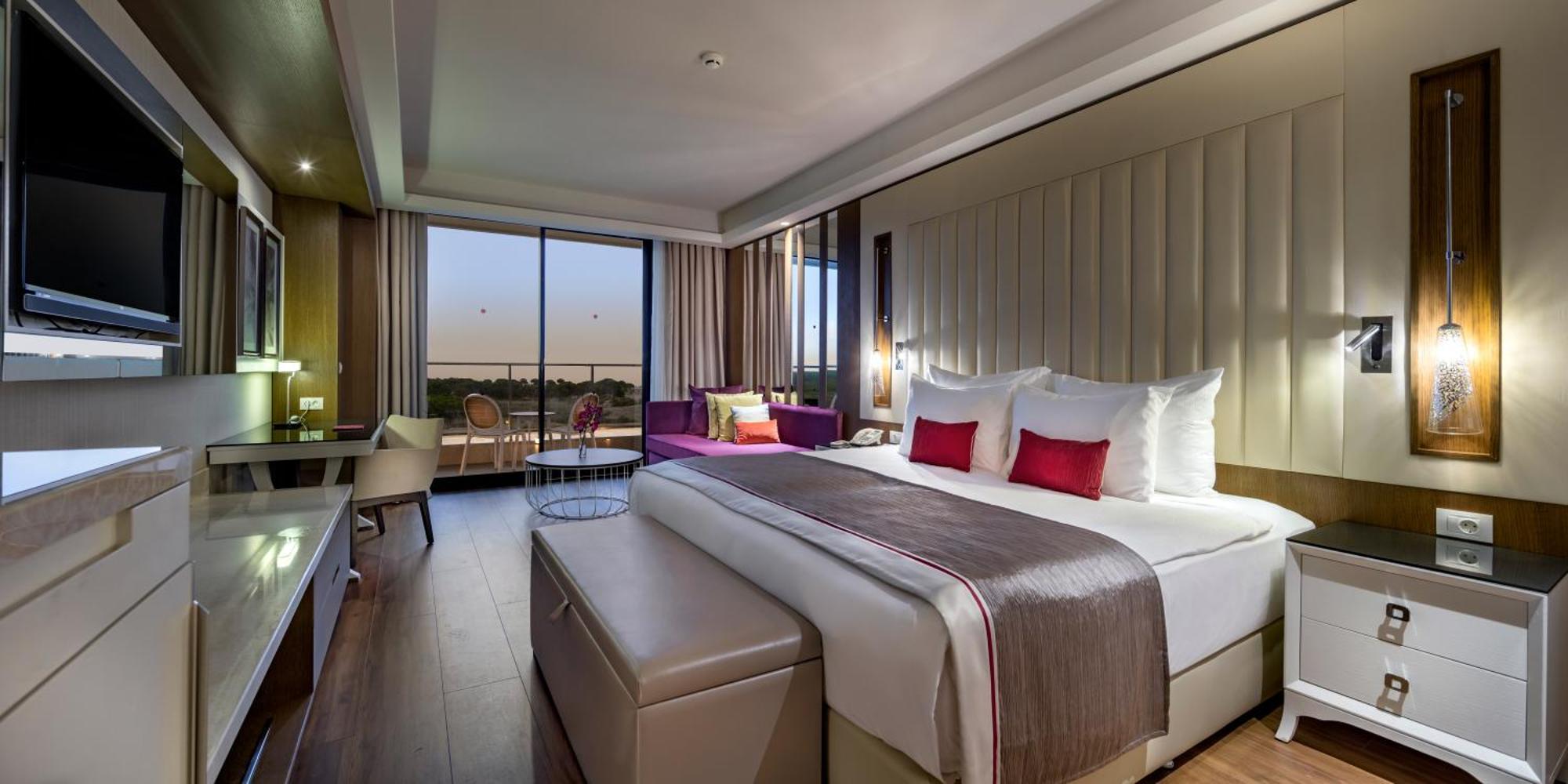 Hotel Trendy Lara 5*