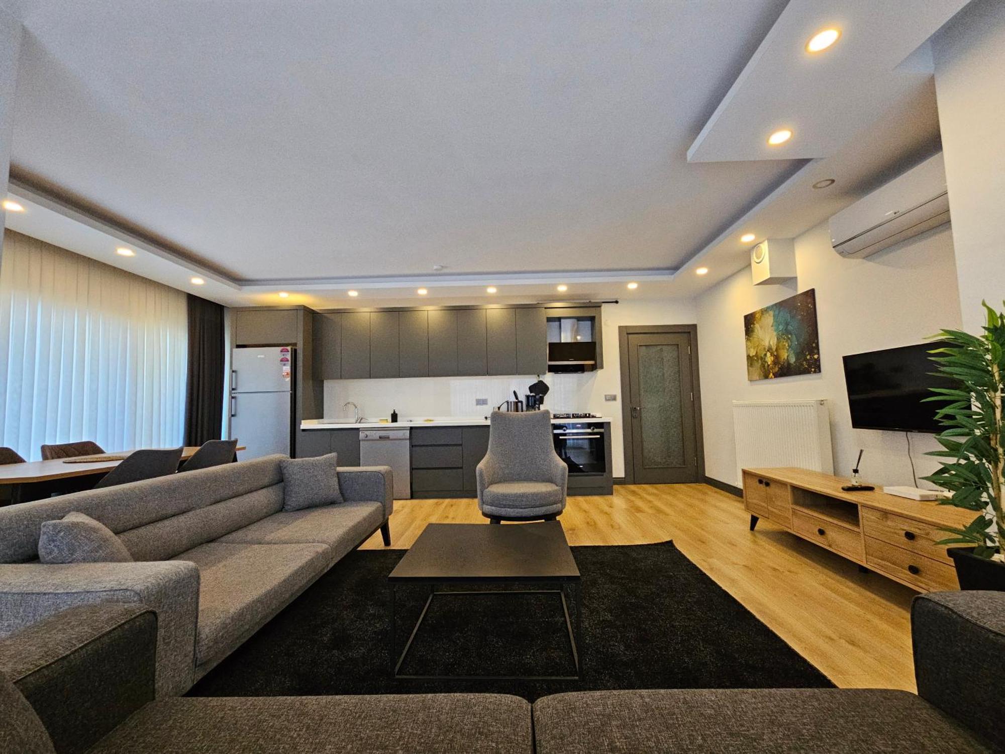 Daire New Flat&large Living Space 2-2 Near By Lara Antalya