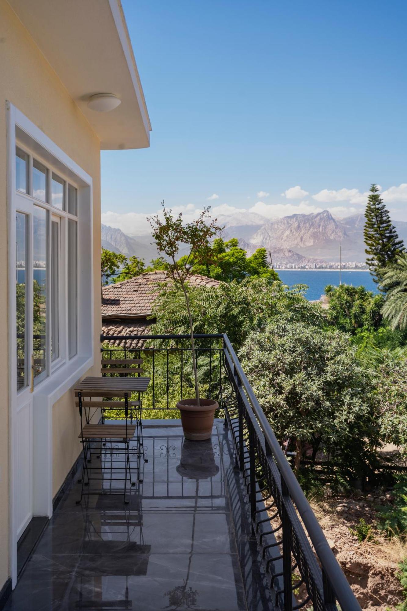 House Of Good Things Zeytin çıkmazı 3*