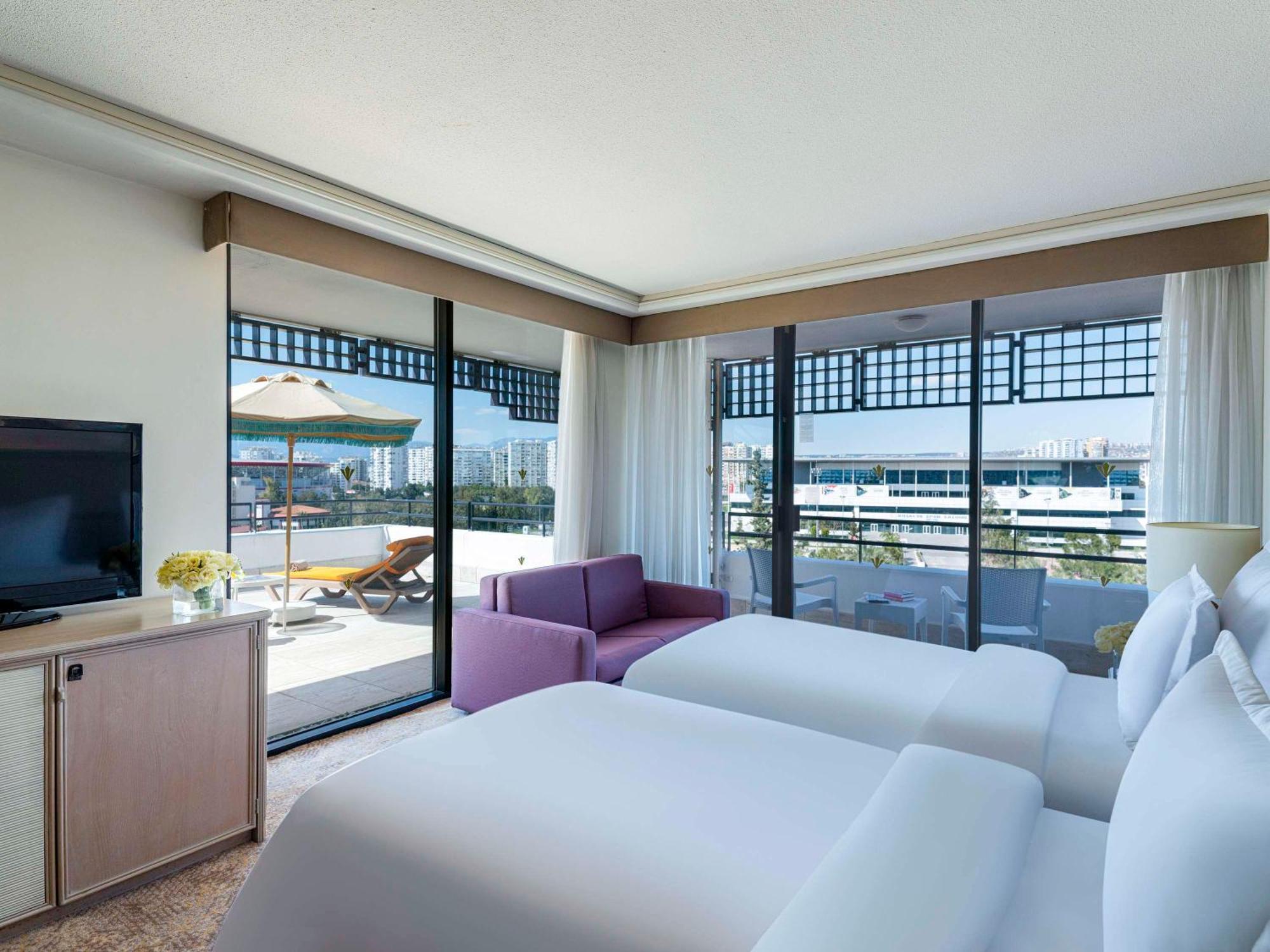 Rixos Downtown - The Land Of Legends Access Otel