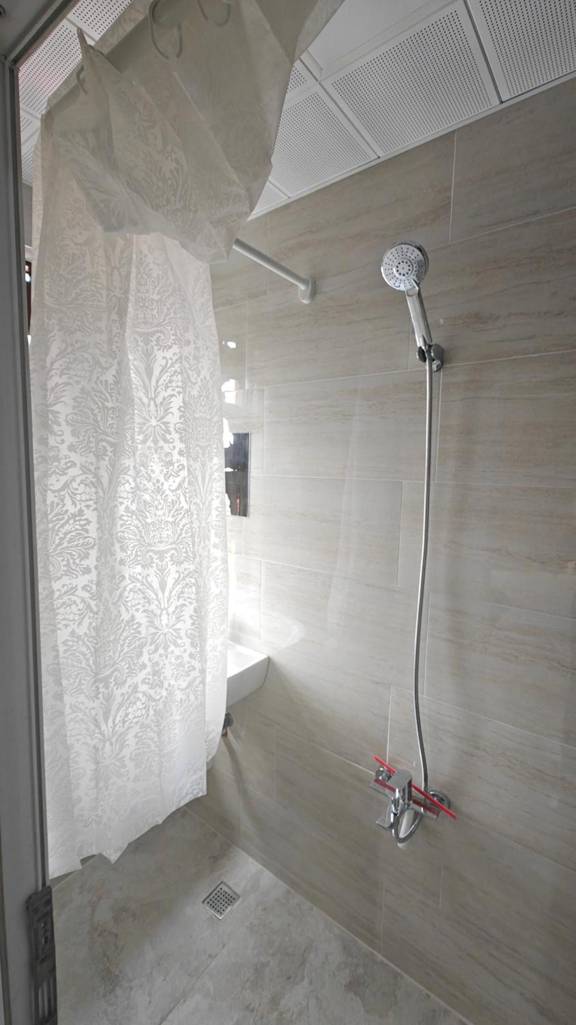Altun Homestay