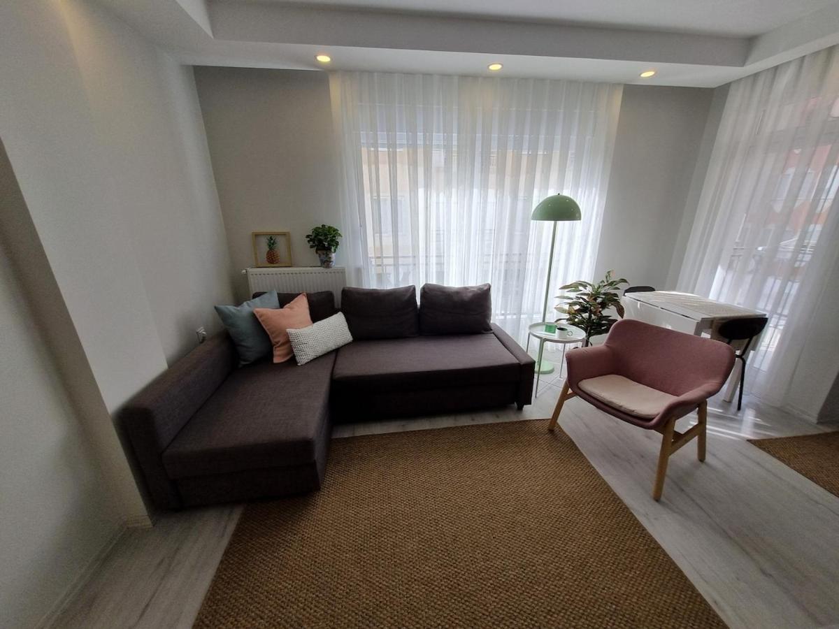 Apartment Location 2 Bedroom *