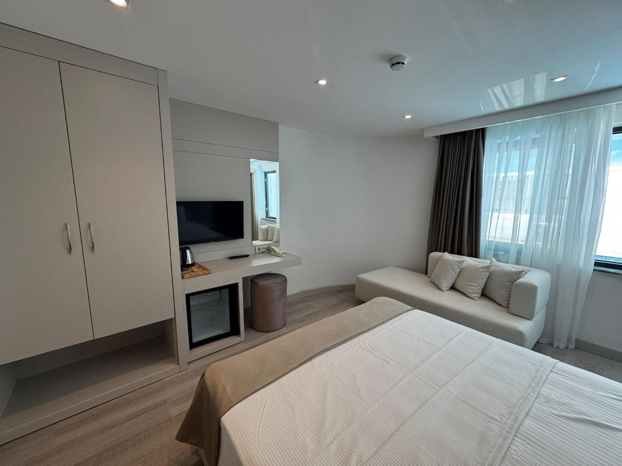Hotel Mad Lara