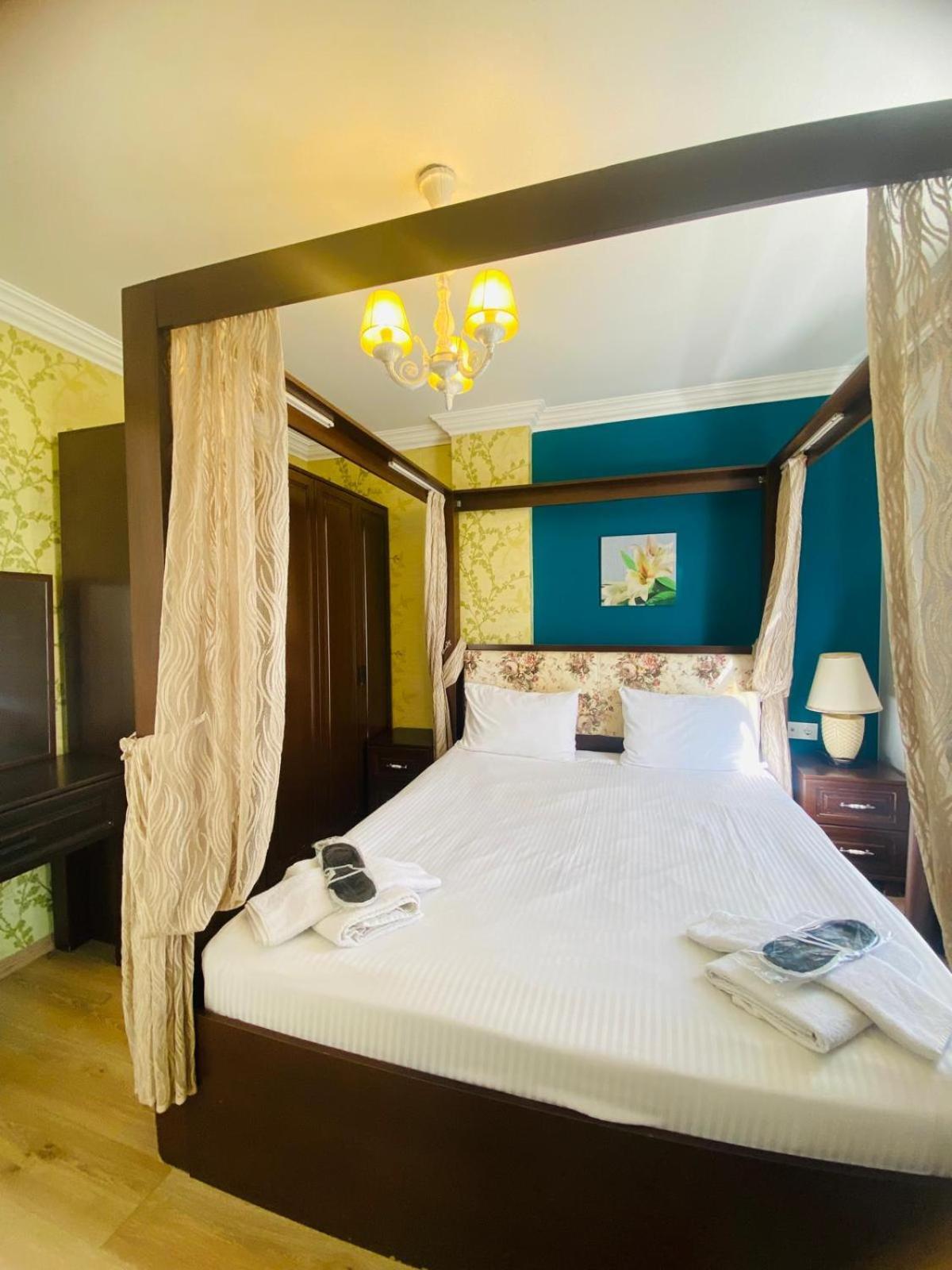 Apart Otel Royal Loft 4*