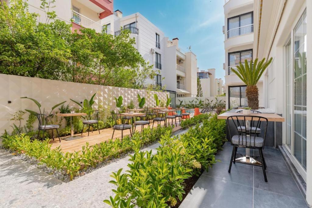 Hotel Lara Smart Aparts *