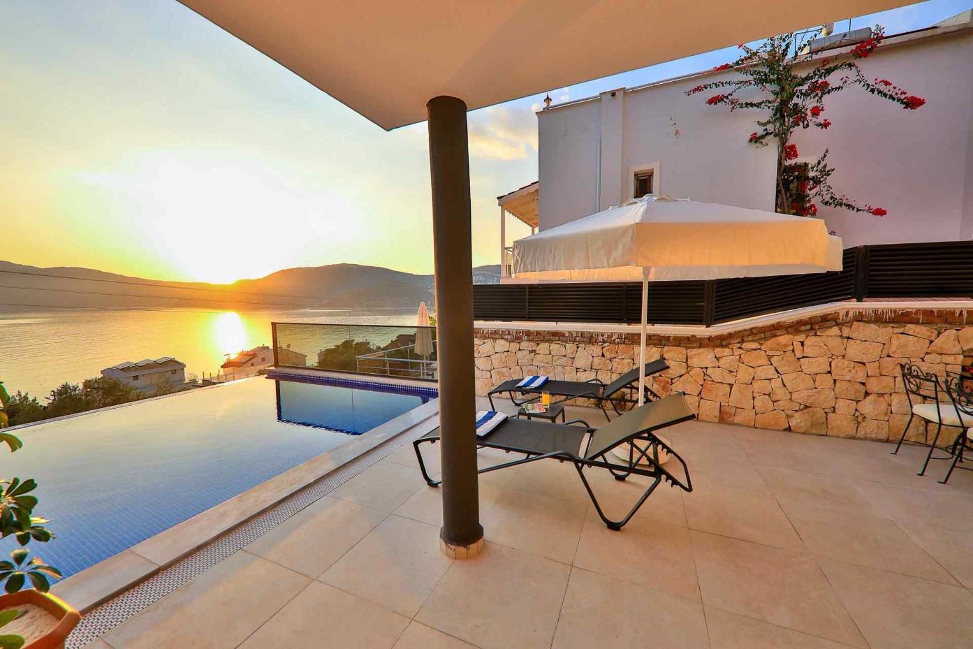 Rainbow Villa