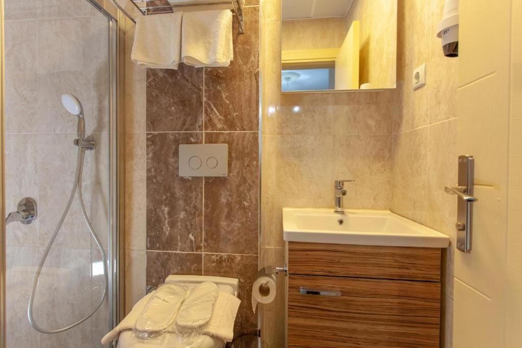 Ozmen Old Town Kaleici Adult Only 2* Antalya
