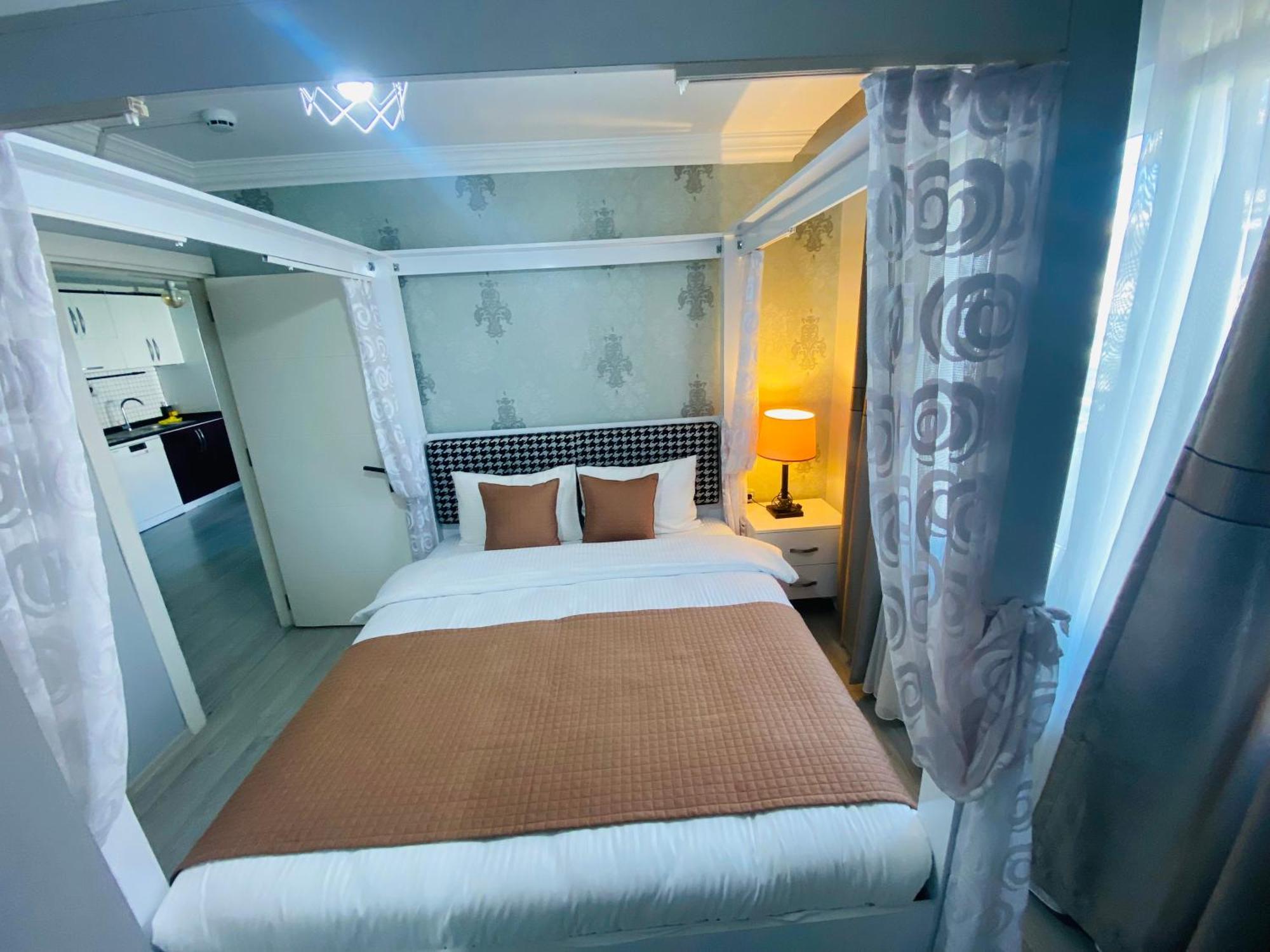 Royal Loft 4*