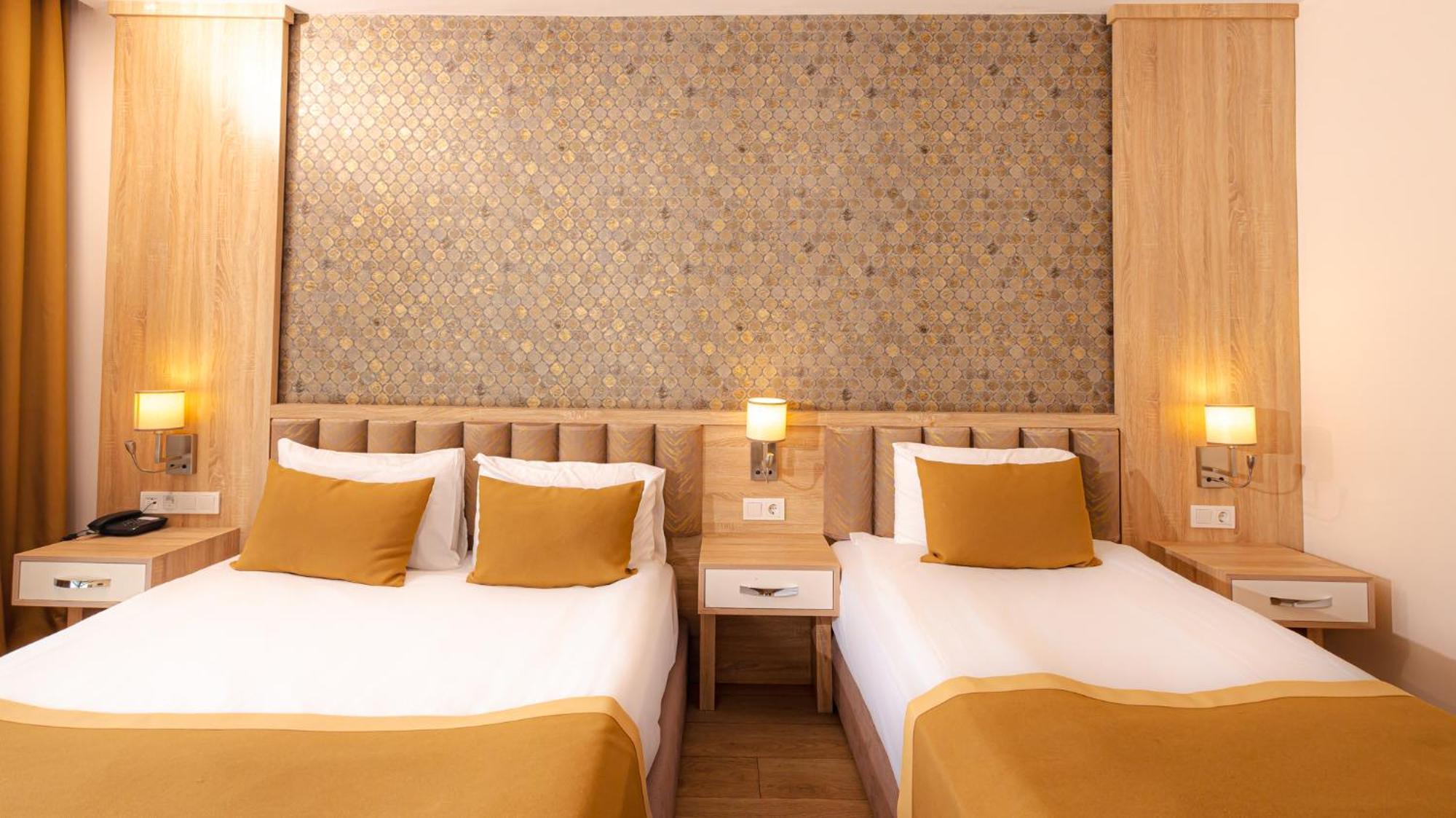 Lara Garden Butik Hotel 2*