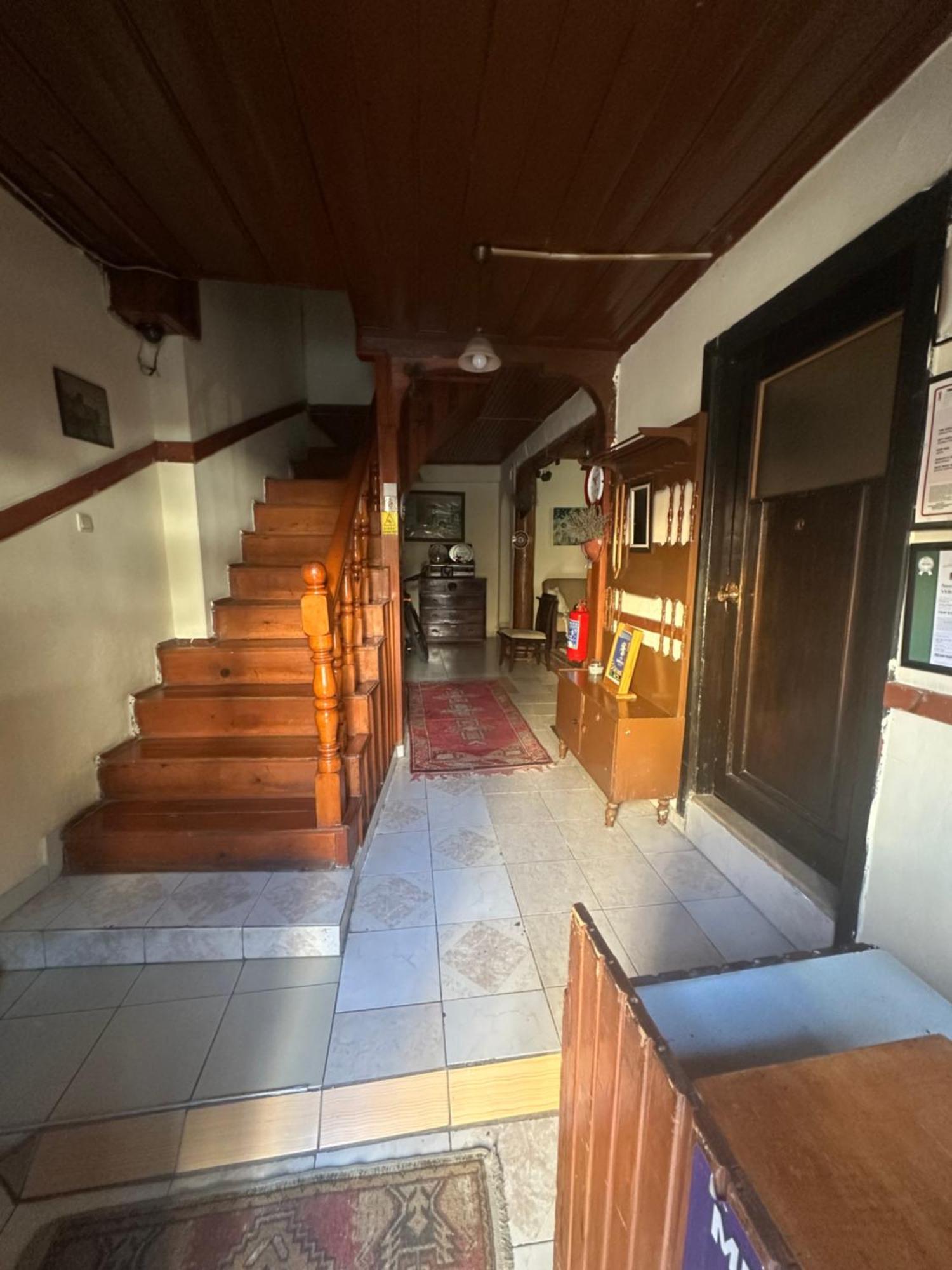 Kont Guest house 2*
