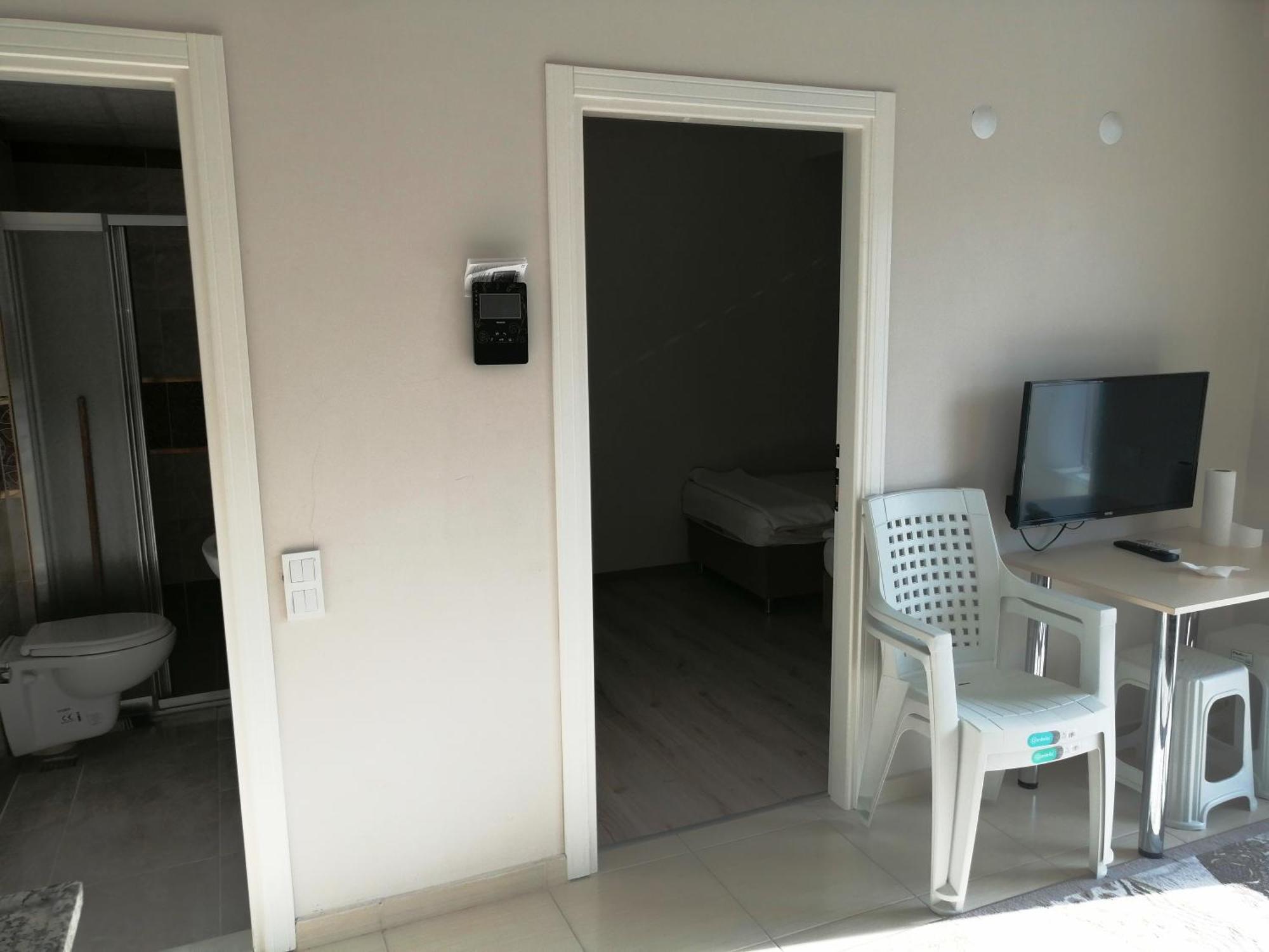 Apart1 Apartment *