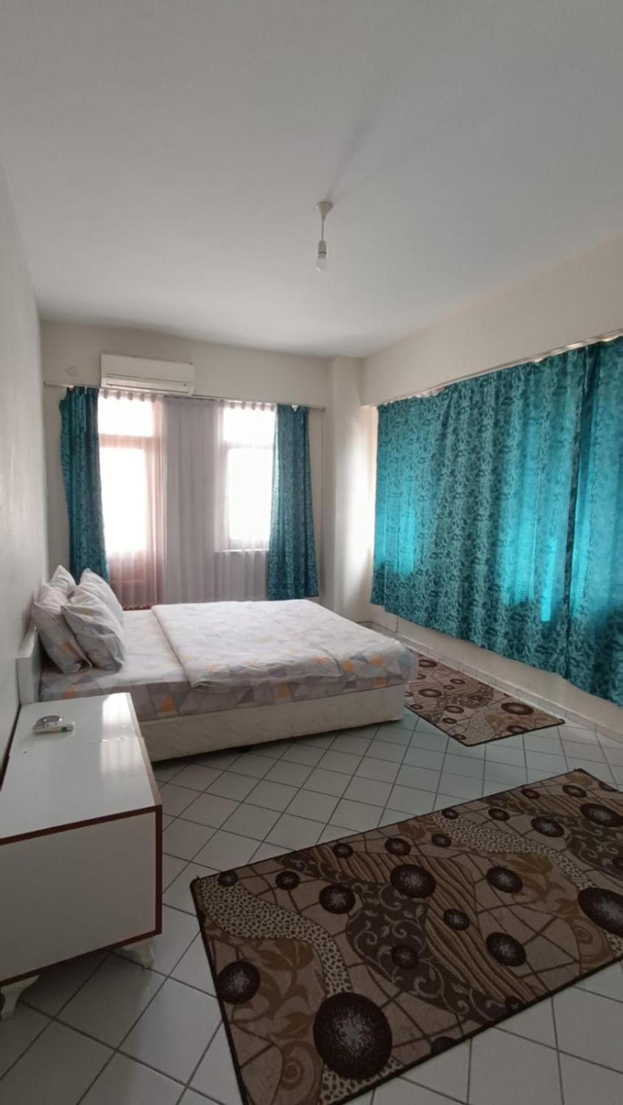 Karya Aparthotel *