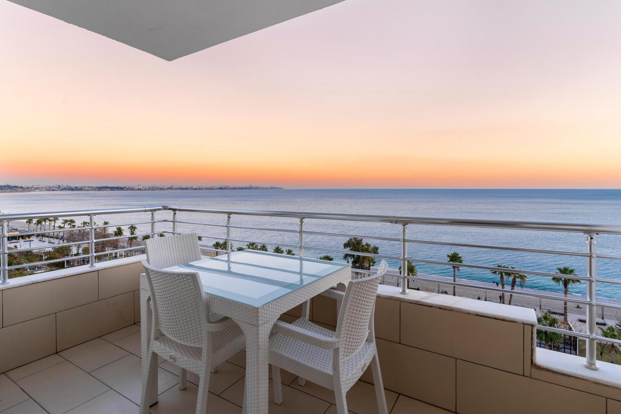 Heart Of The With Unique Views Of The Sea.