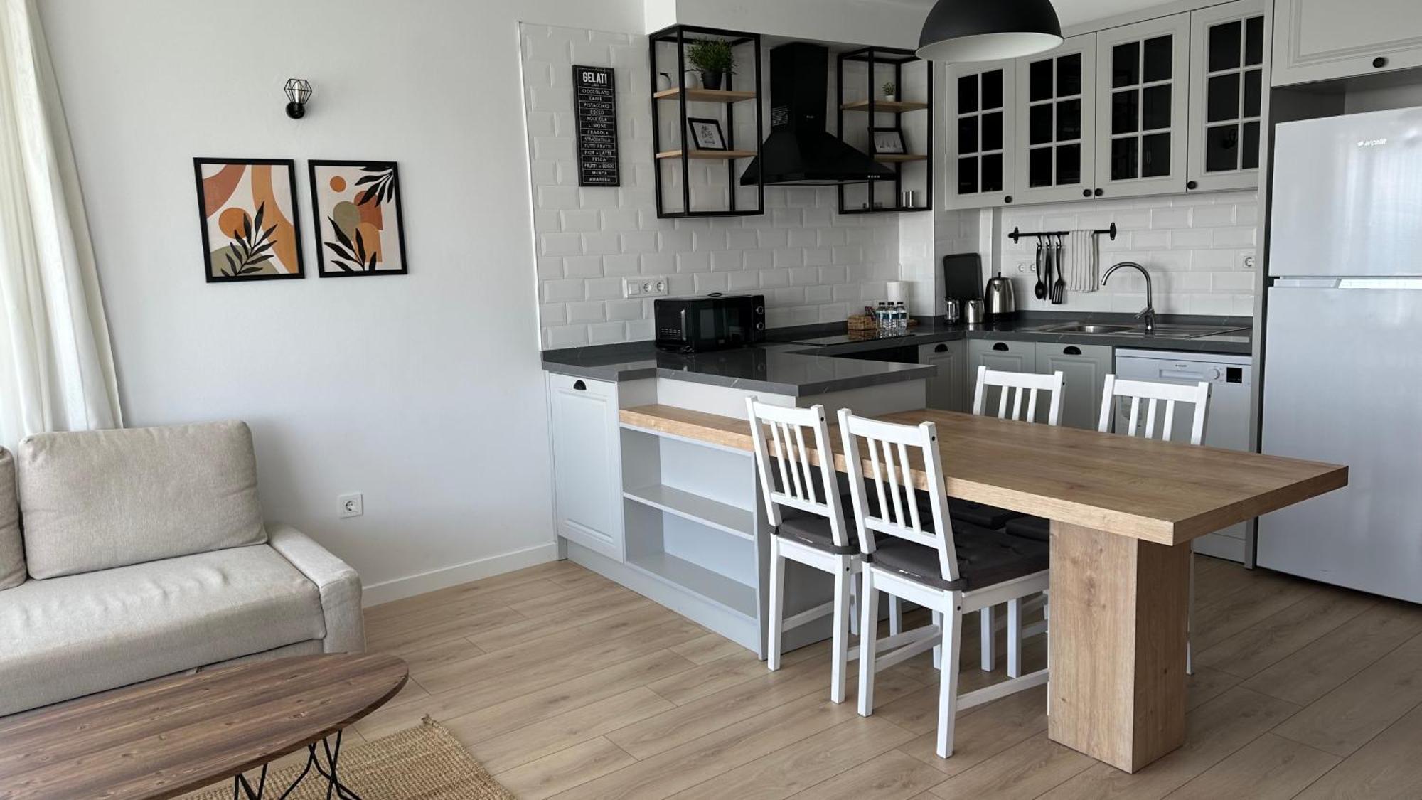 Skovde Apartment *